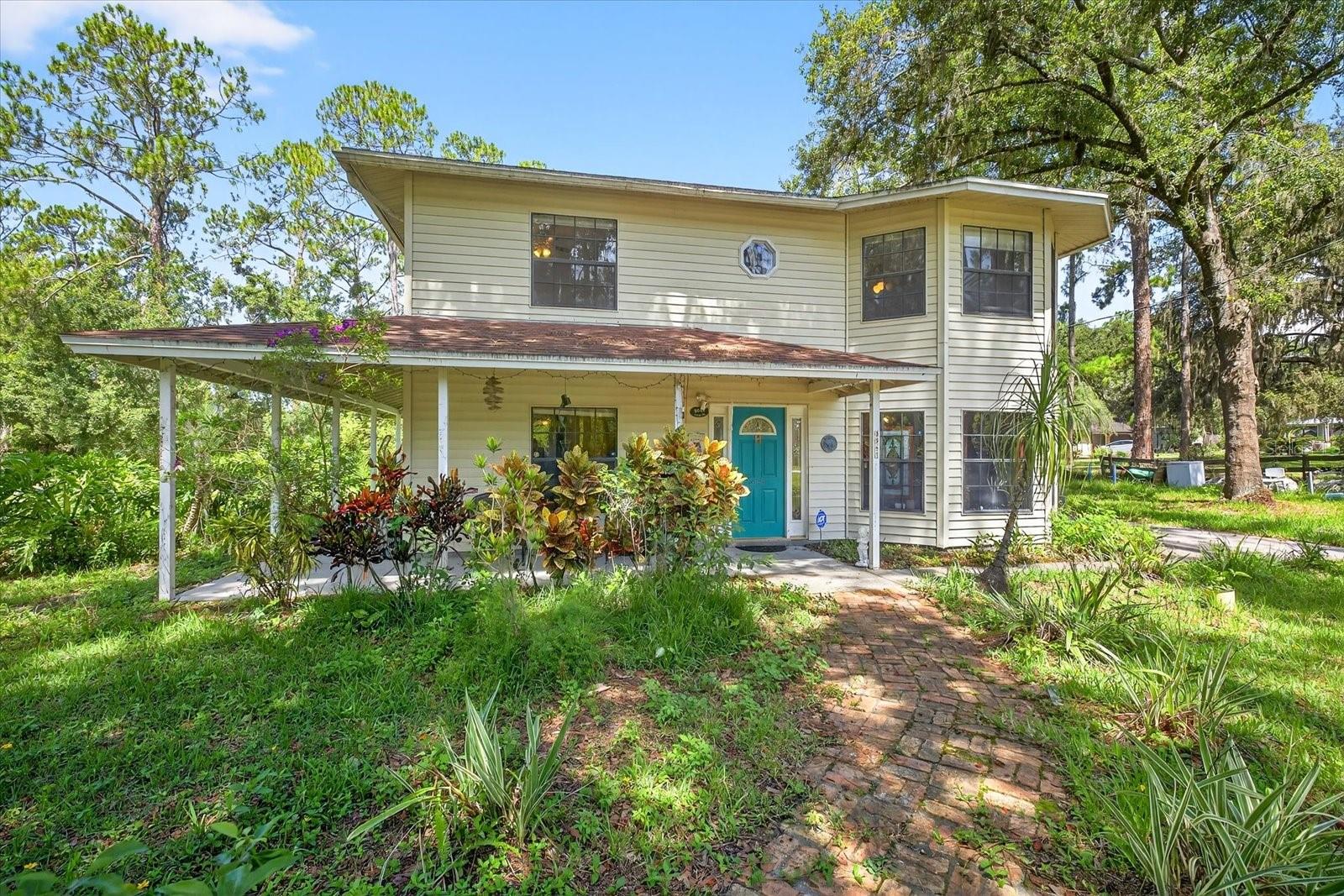 Details for 8541 Fussell Drive, WESLEY CHAPEL, FL 33545