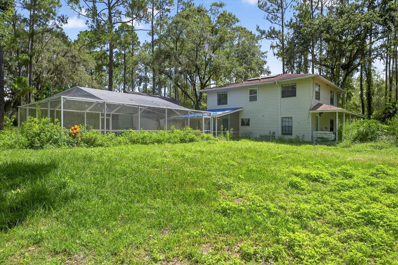 Listing photo id 8 for 8541 Fussell Drive
