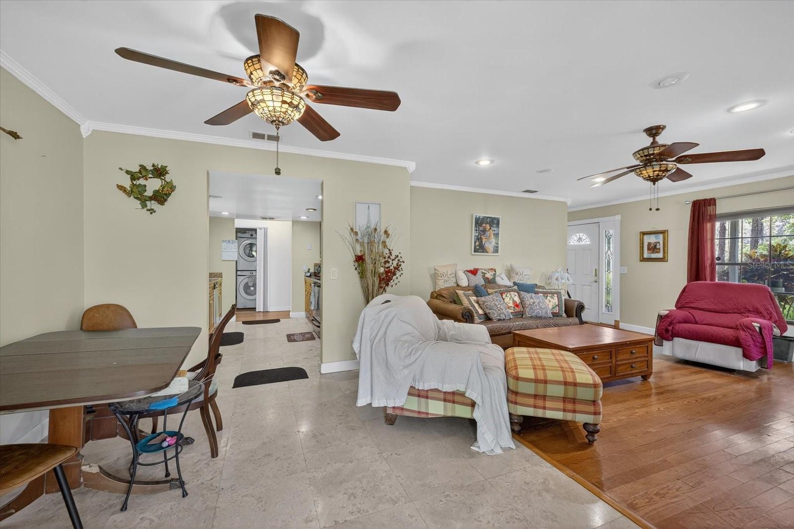 Listing photo id 15 for 8541 Fussell Drive