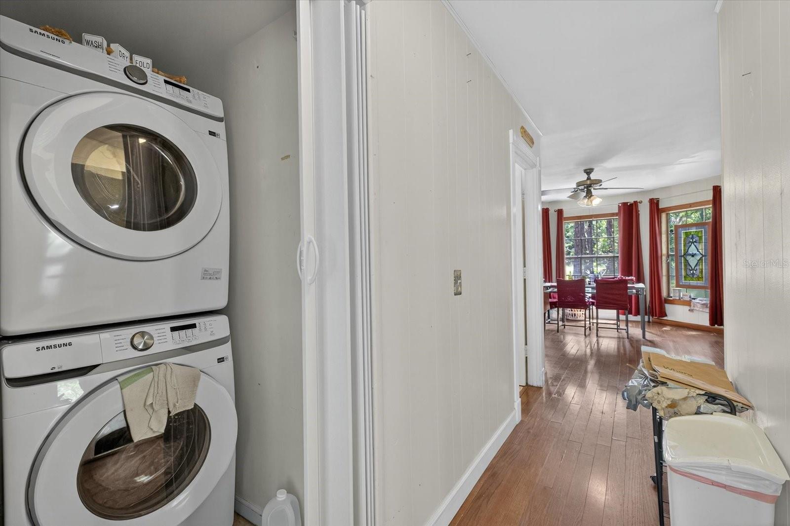 Listing photo id 17 for 8541 Fussell Drive