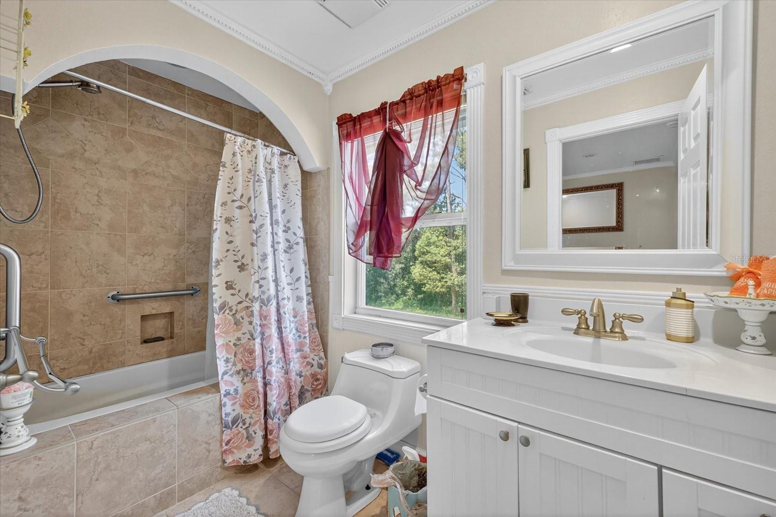 Listing photo id 27 for 8541 Fussell Drive