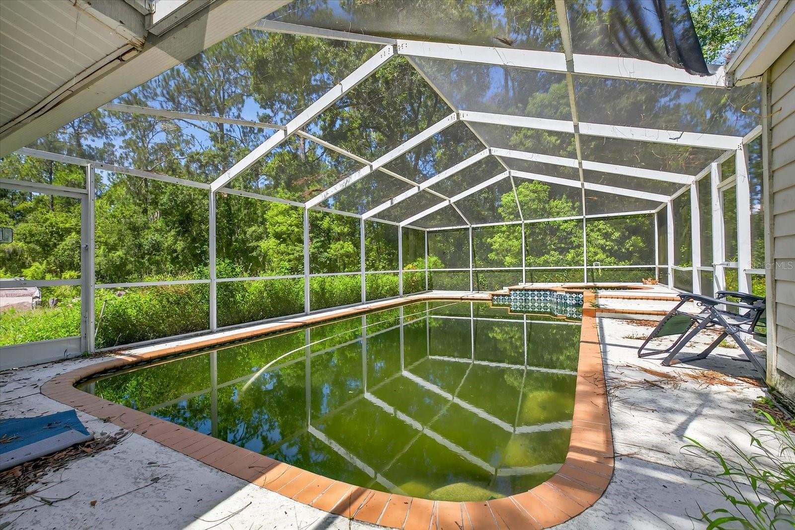Listing photo id 32 for 8541 Fussell Drive