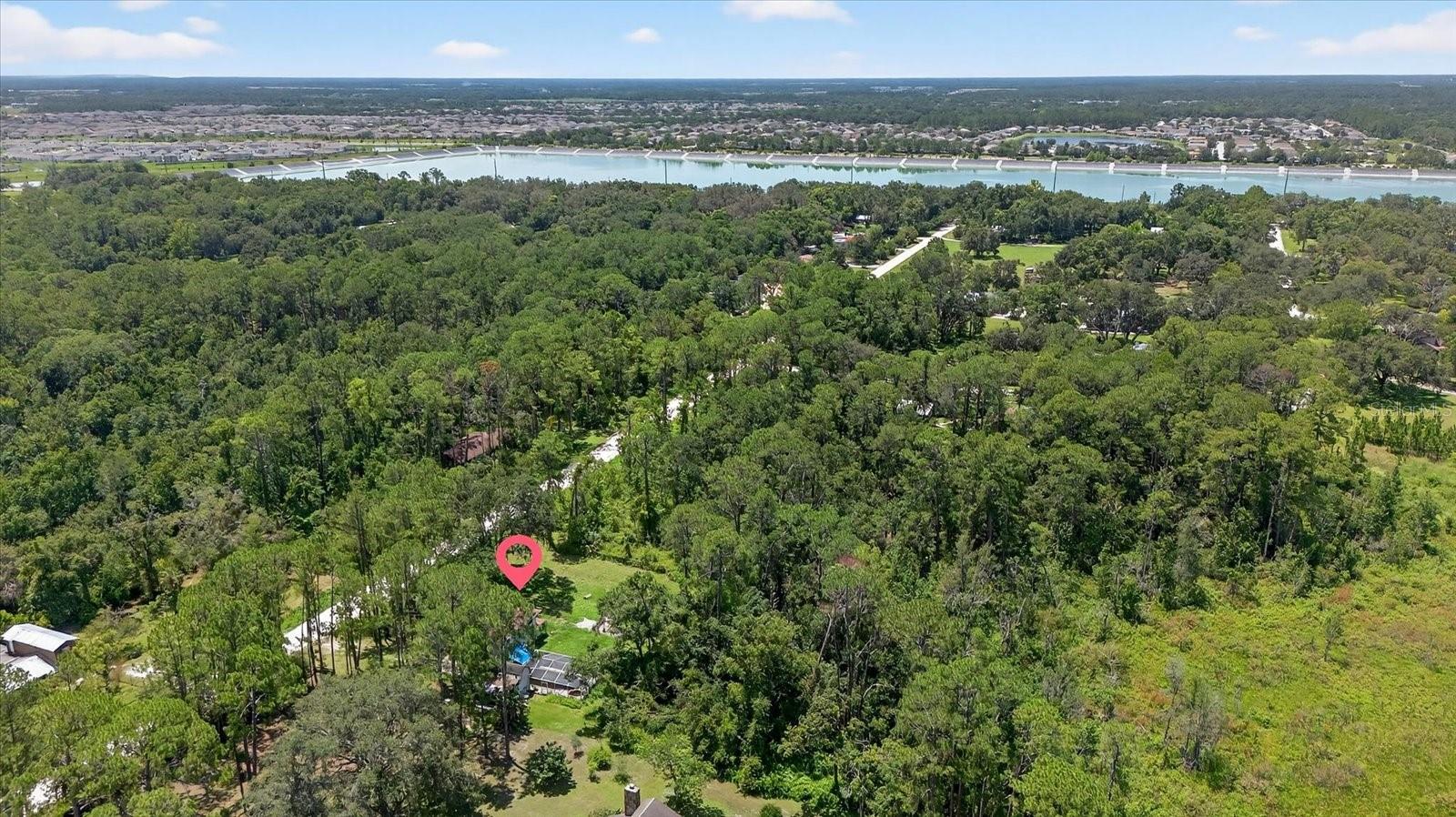 Listing photo id 41 for 8541 Fussell Drive