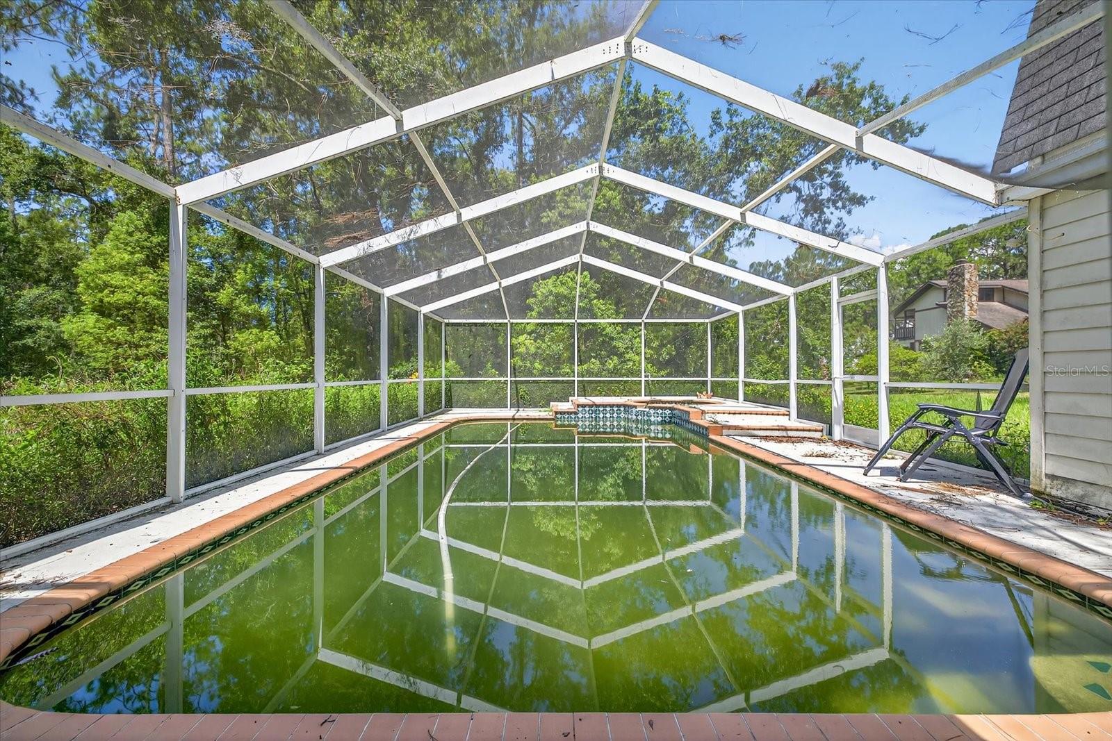 Listing photo id 5 for 8541 Fussell Drive