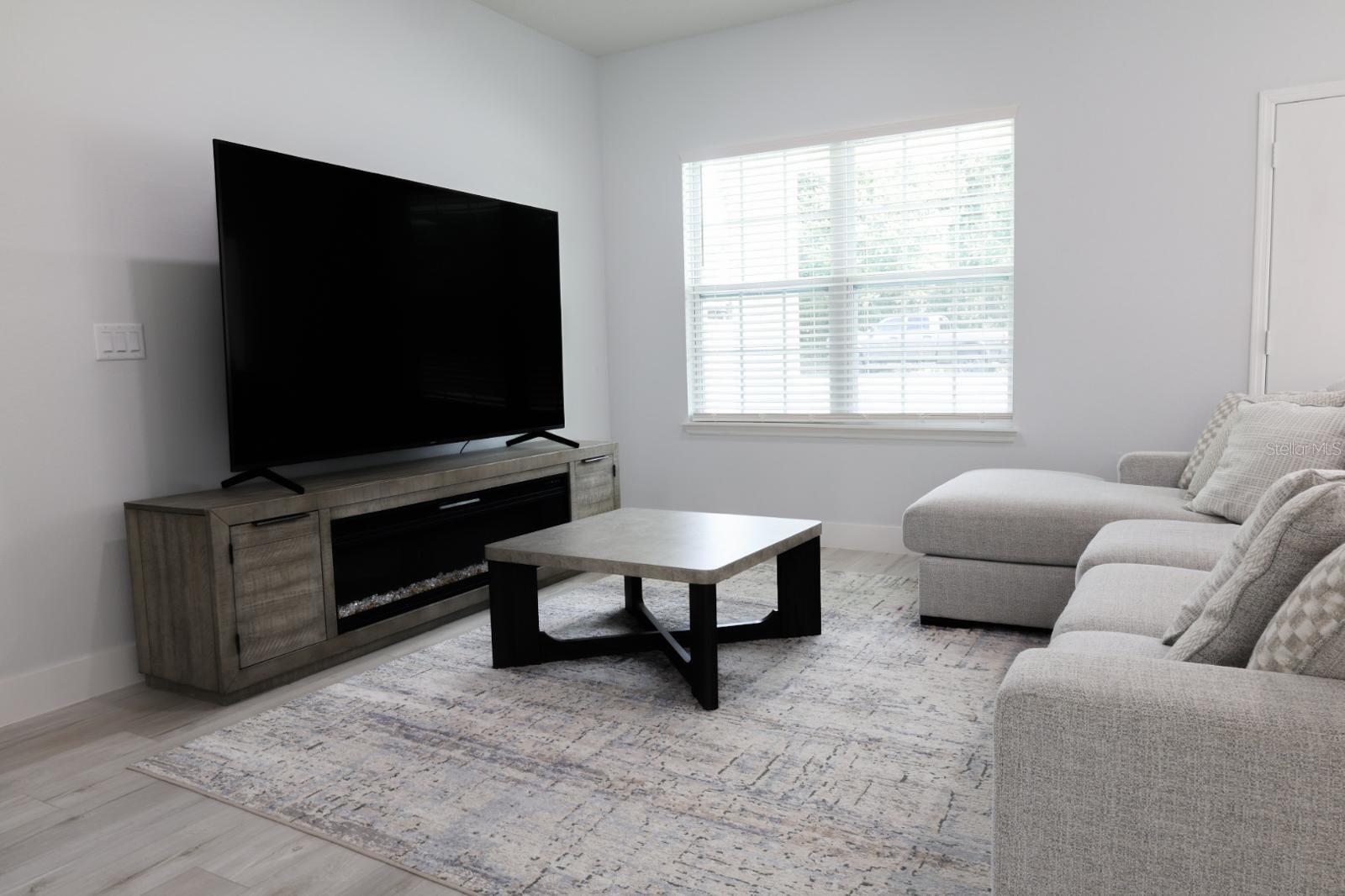 Listing photo id 20 for 2522 Castle Road