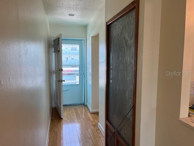Image 4 of 31 For 5940 30th Avenue S 203