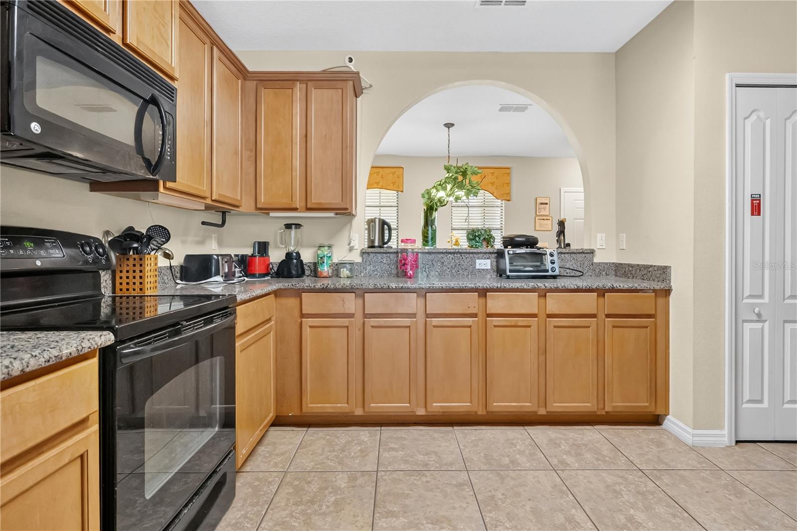 Image 11 of 38 For 1037 Cypress Pointe Boulevard