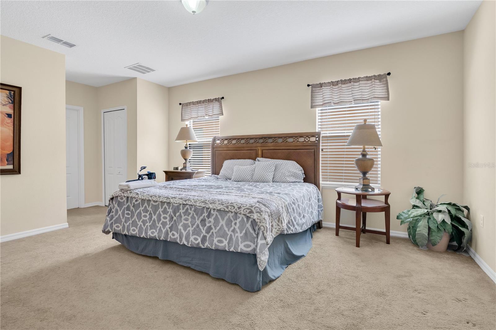 Image 12 of 38 For 1037 Cypress Pointe Boulevard