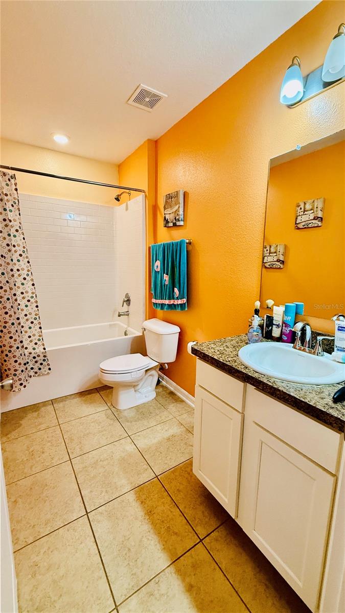 Image 22 of 43 For 13485 Resort Avenue