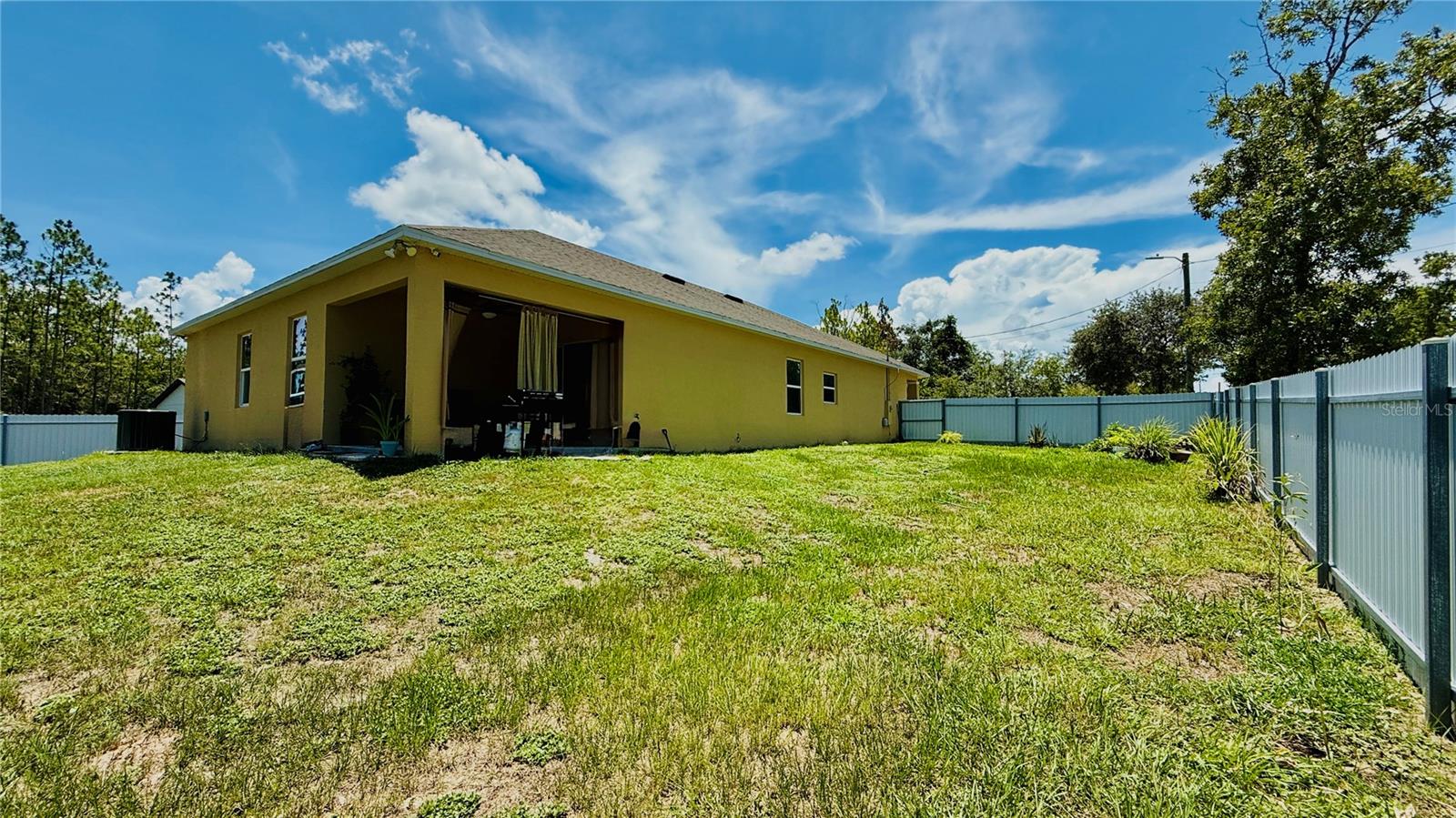 Image 34 of 43 For 13485 Resort Avenue