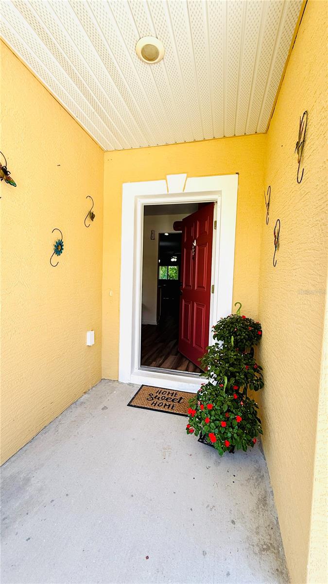 Image 4 of 43 For 13485 Resort Avenue