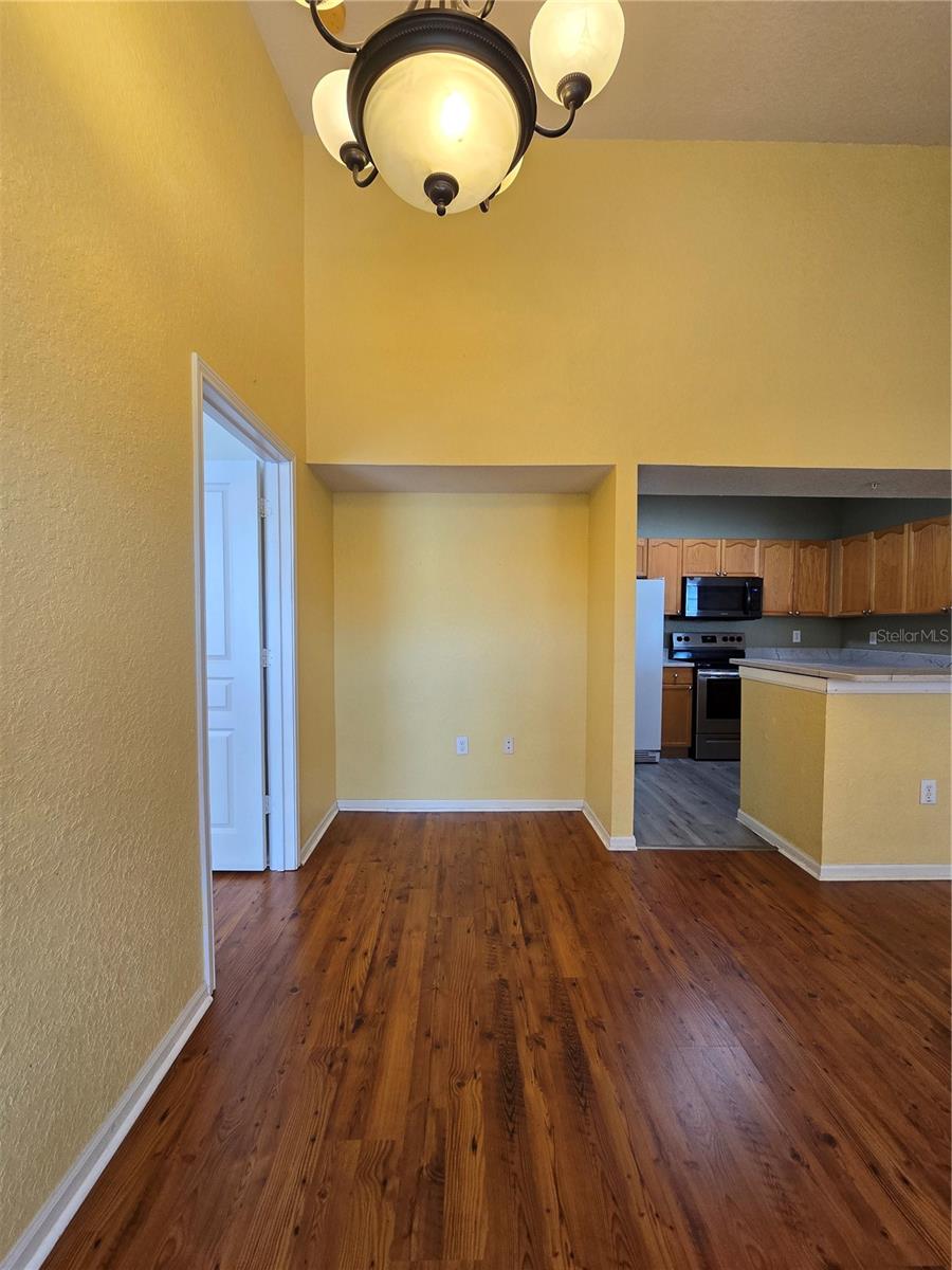 Image 14 of 37 For 5125 Palm Springs Boulevard 9303