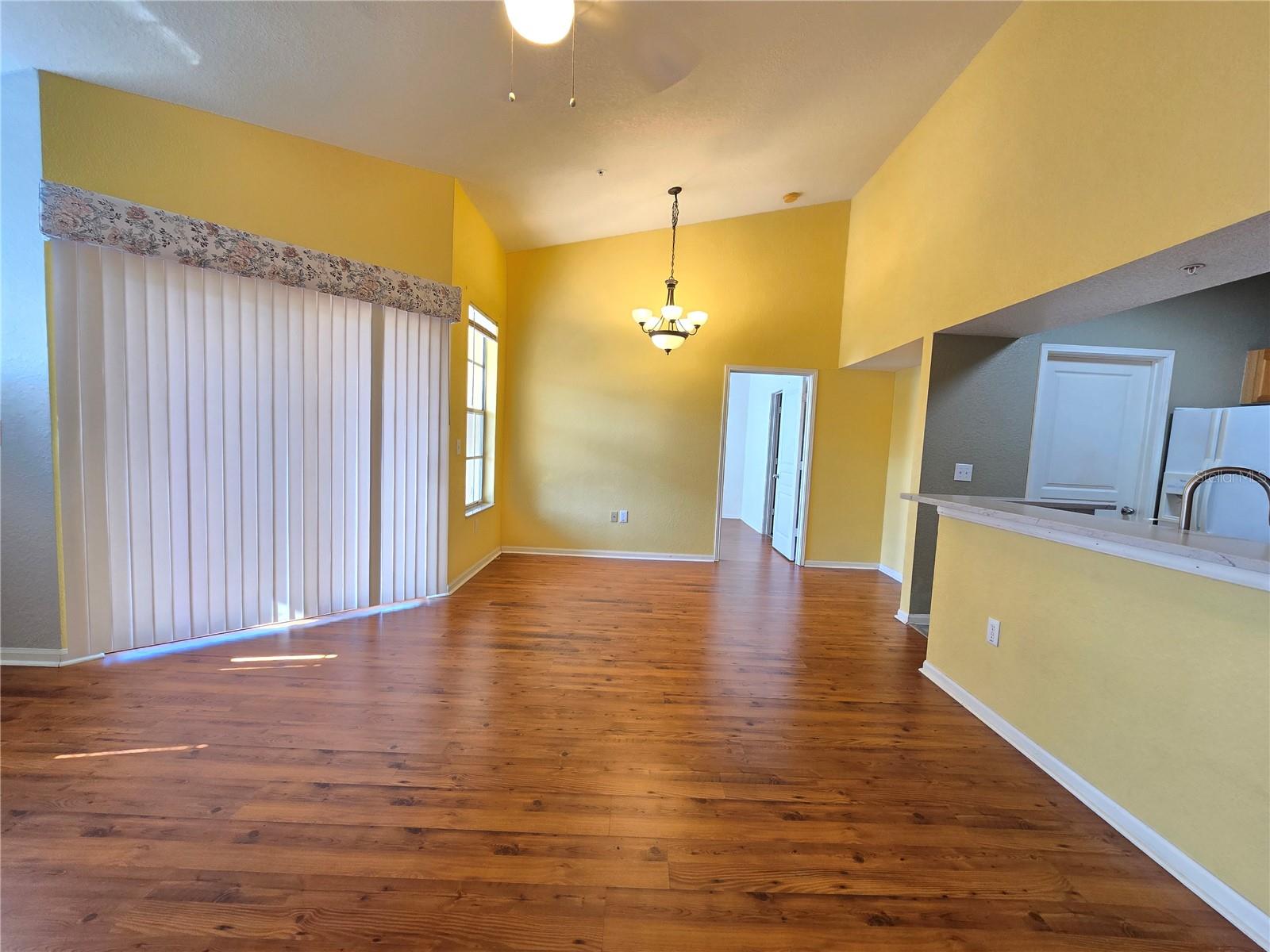 Image 18 of 37 For 5125 Palm Springs Boulevard 9303