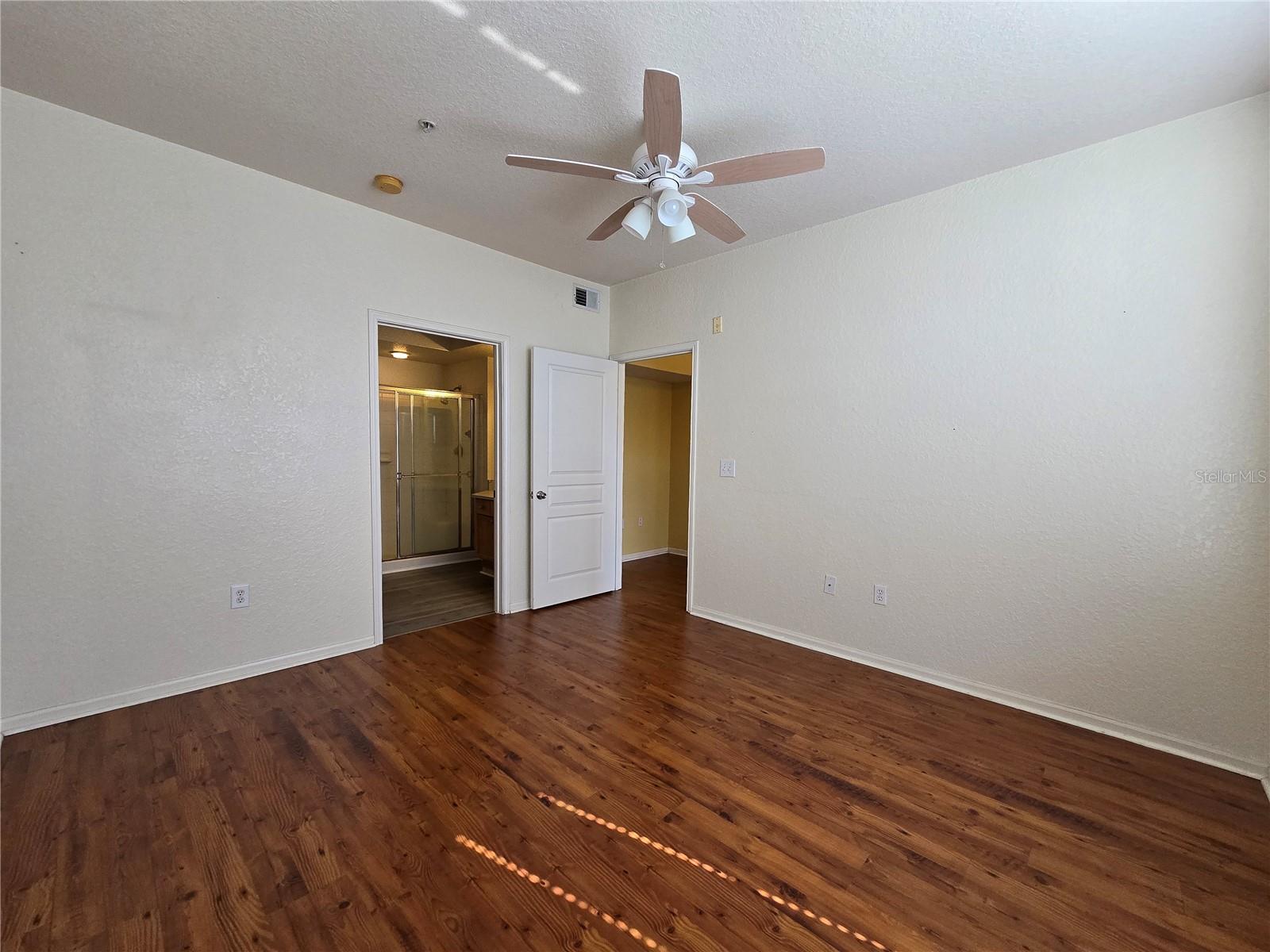 Image 30 of 37 For 5125 Palm Springs Boulevard 9303