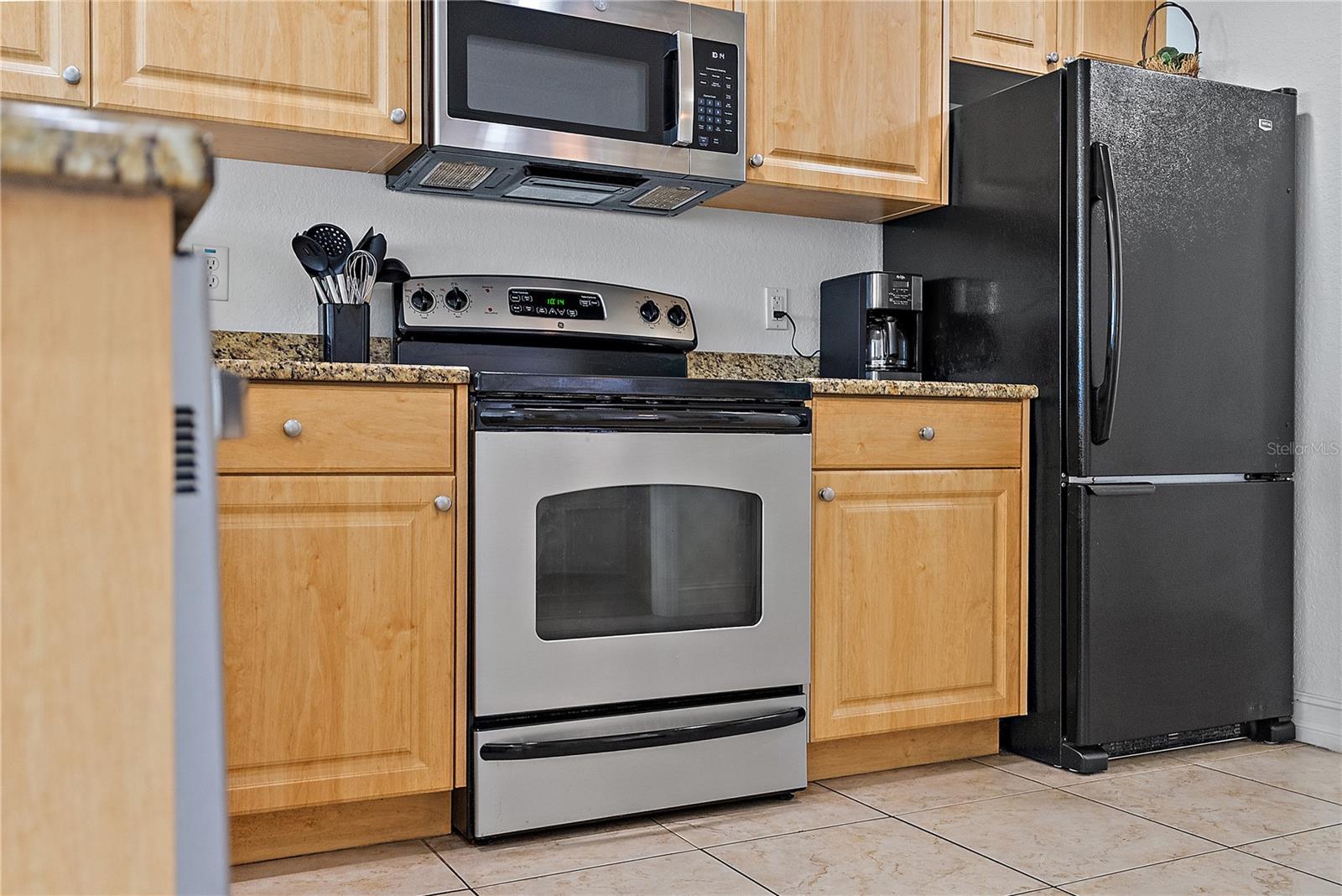 Image 23 of 40 For 11605 Gulf Boulevard 408