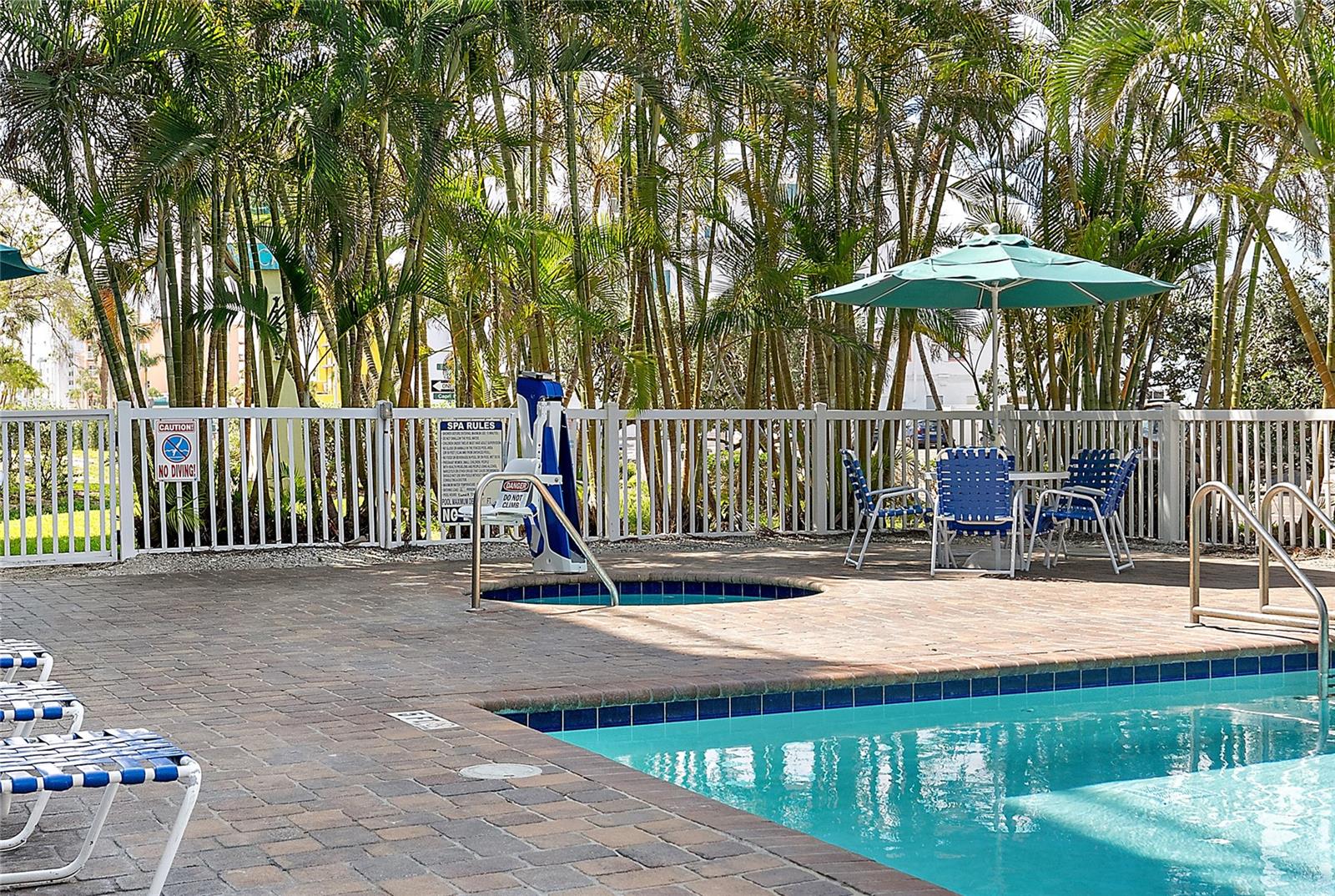 Image 37 of 40 For 11605 Gulf Boulevard 408