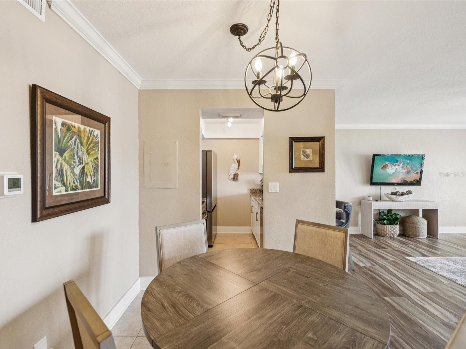 Listing photo id 11 for 10265 Gulf Boulevard A107