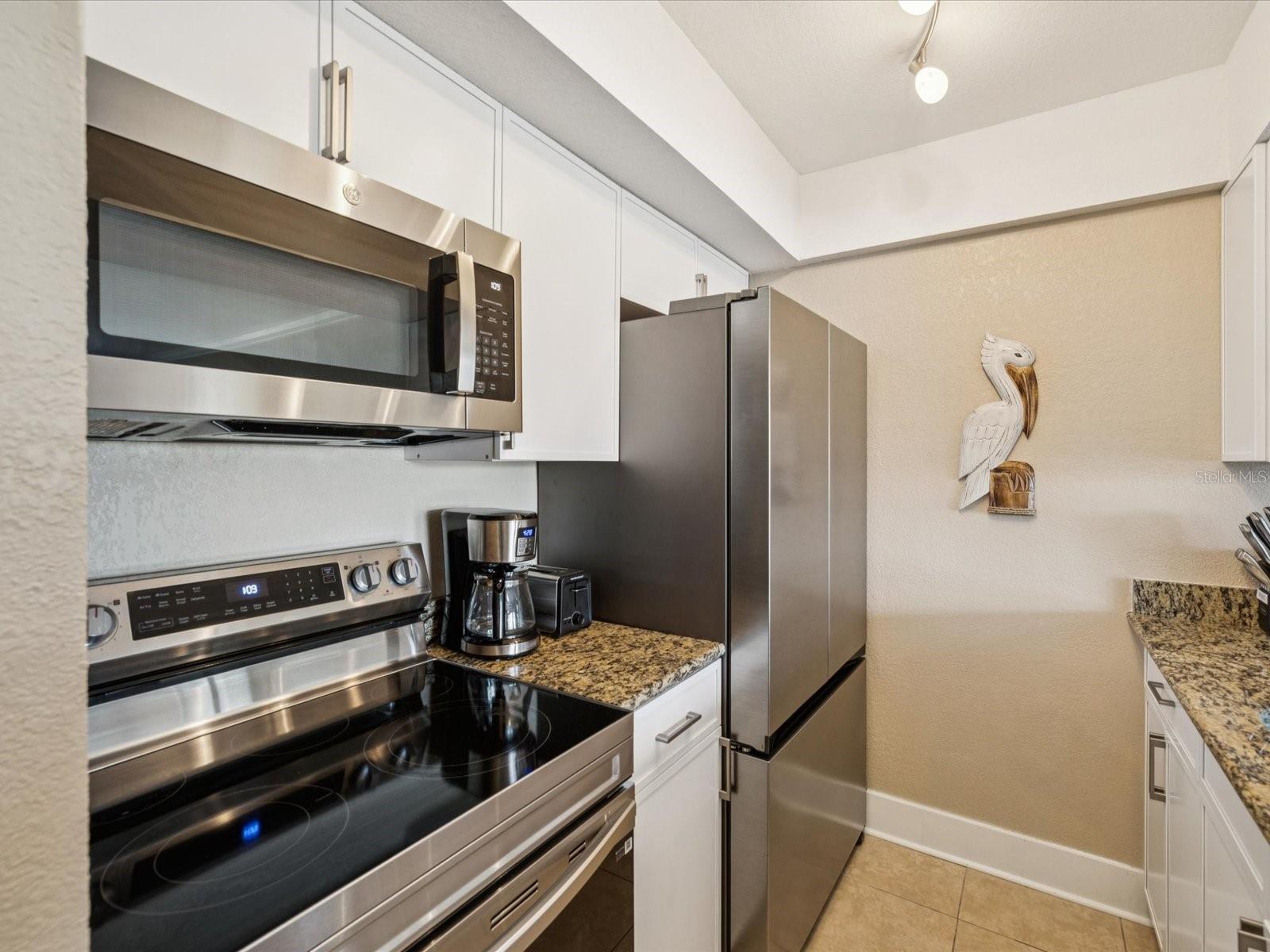 Listing photo id 16 for 10265 Gulf Boulevard A107