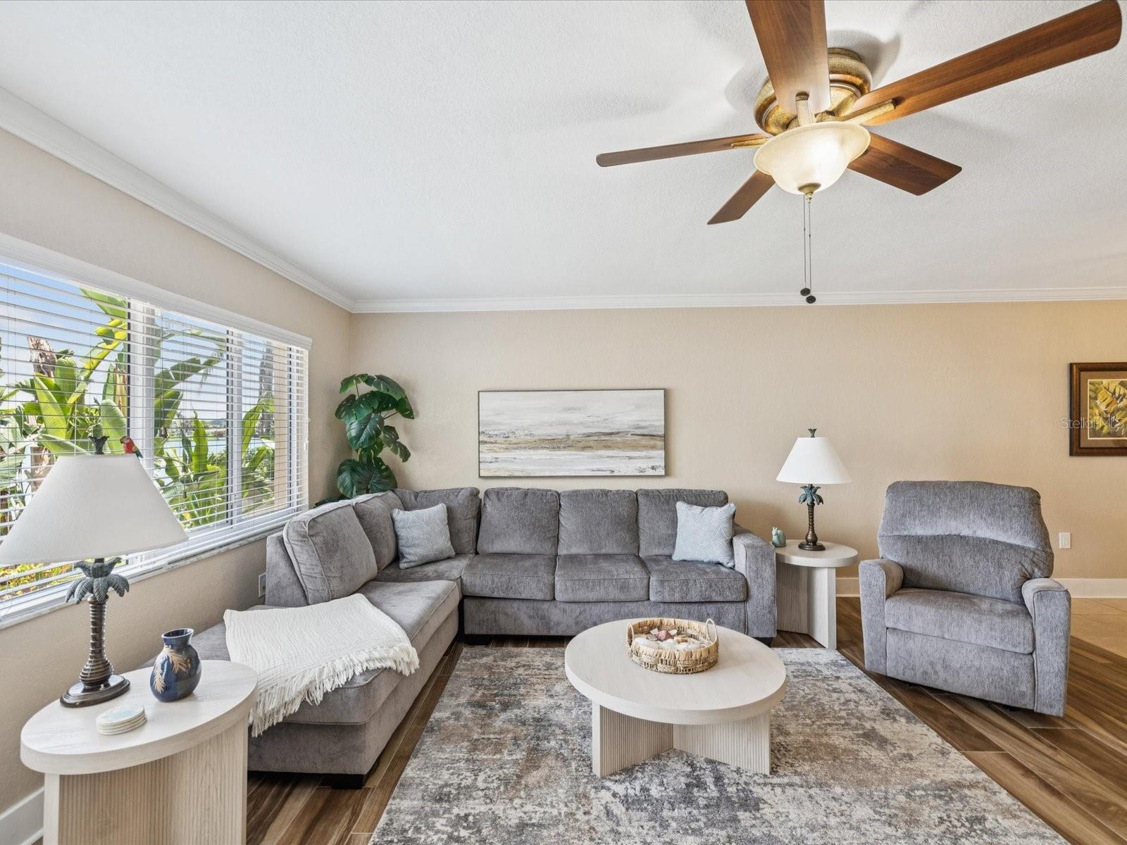 Listing photo id 17 for 10265 Gulf Boulevard A107