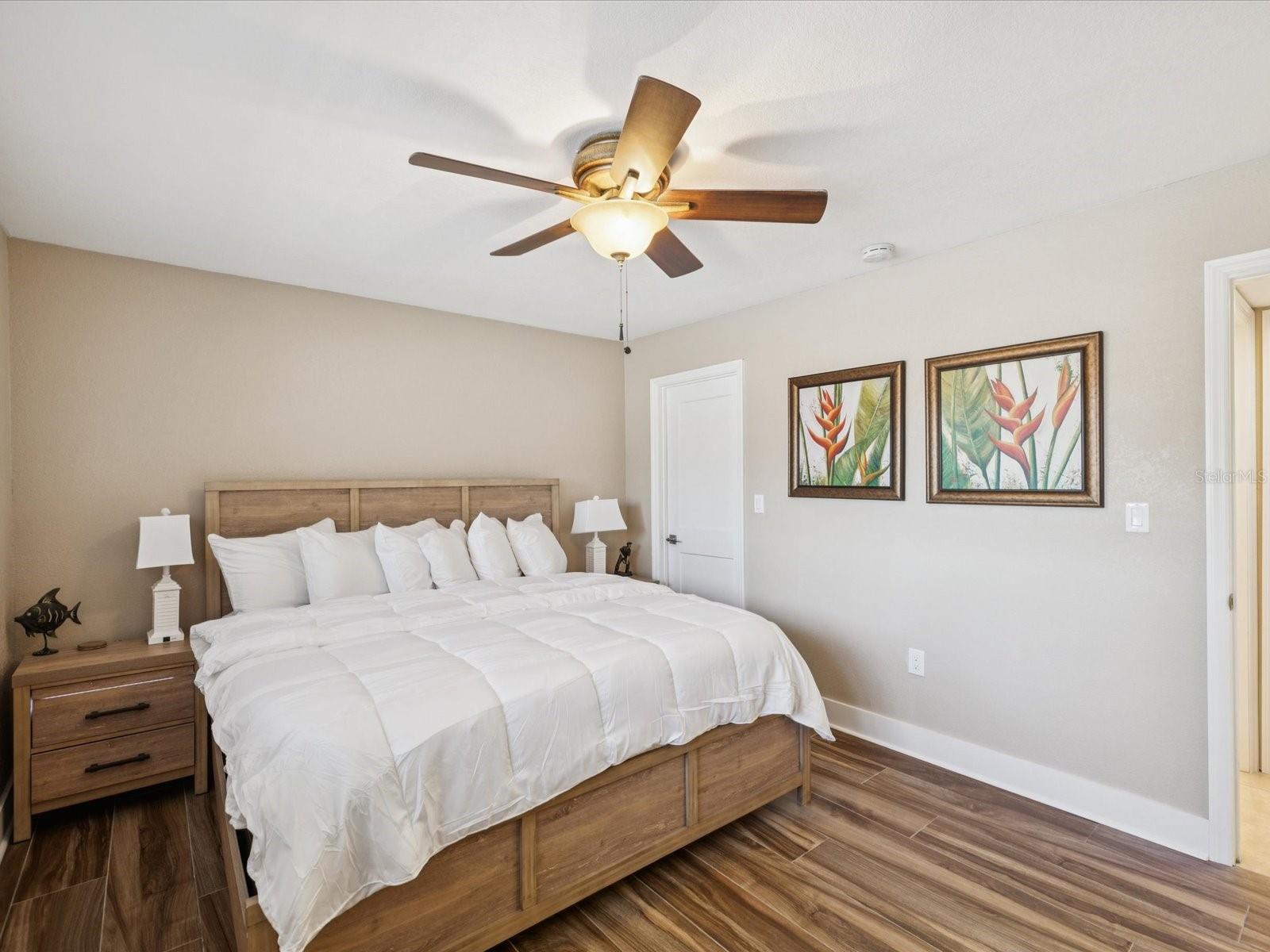 Listing photo id 18 for 10265 Gulf Boulevard A107