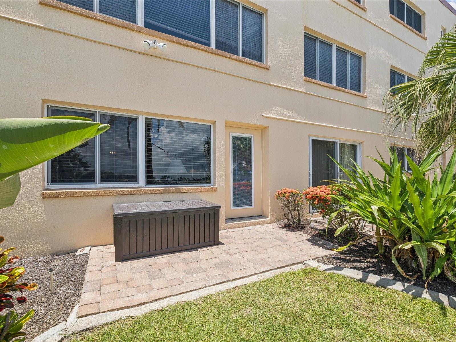 Listing photo id 22 for 10265 Gulf Boulevard A107