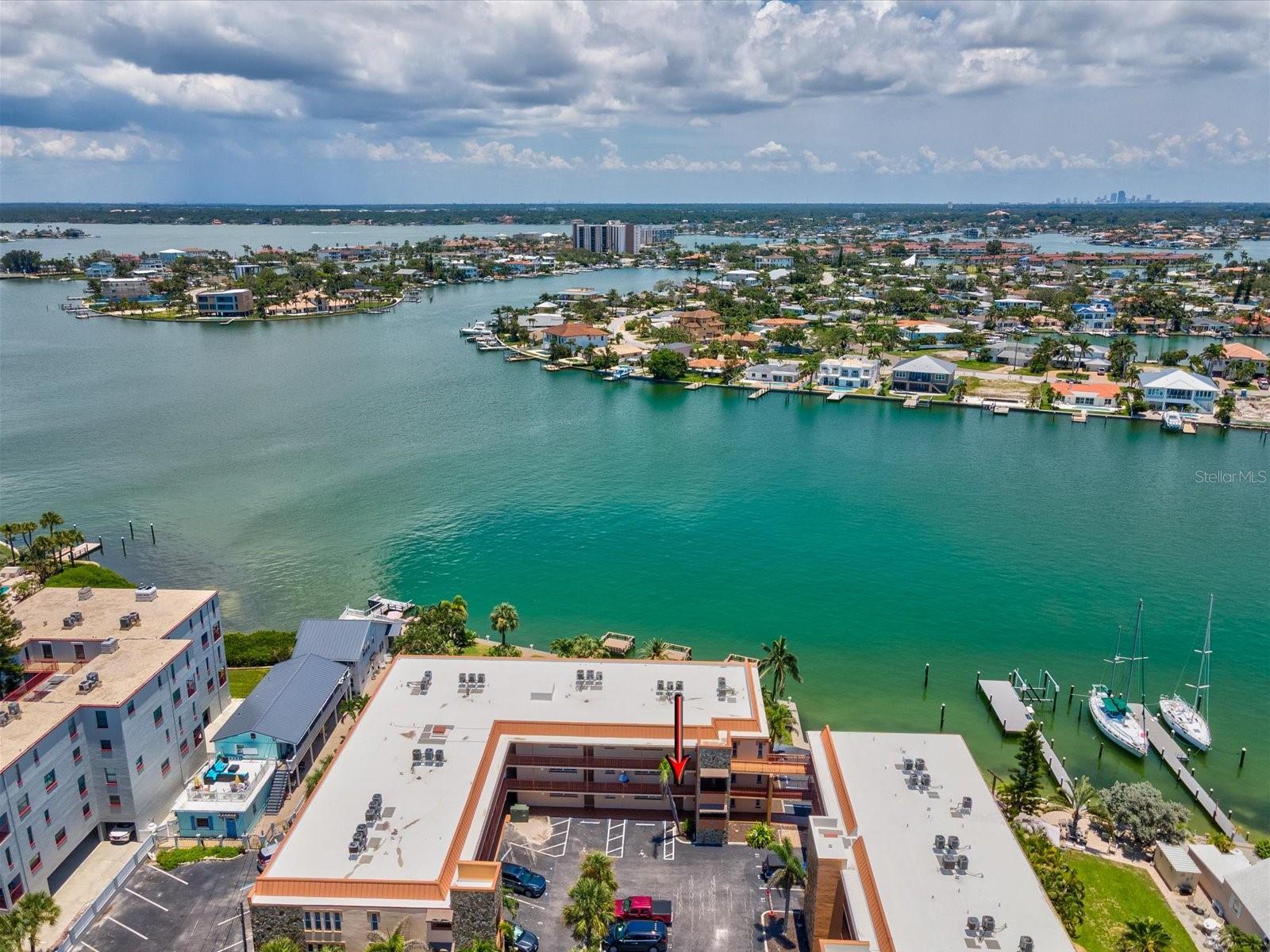 Listing photo id 2 for 10265 Gulf Boulevard A107