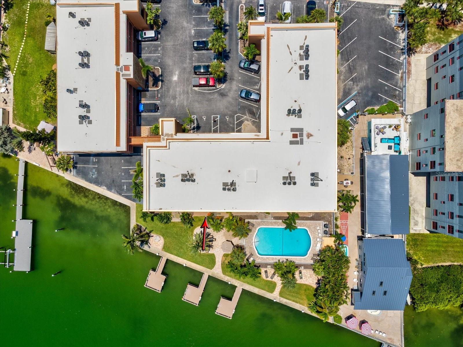 Listing photo id 42 for 10265 Gulf Boulevard A107