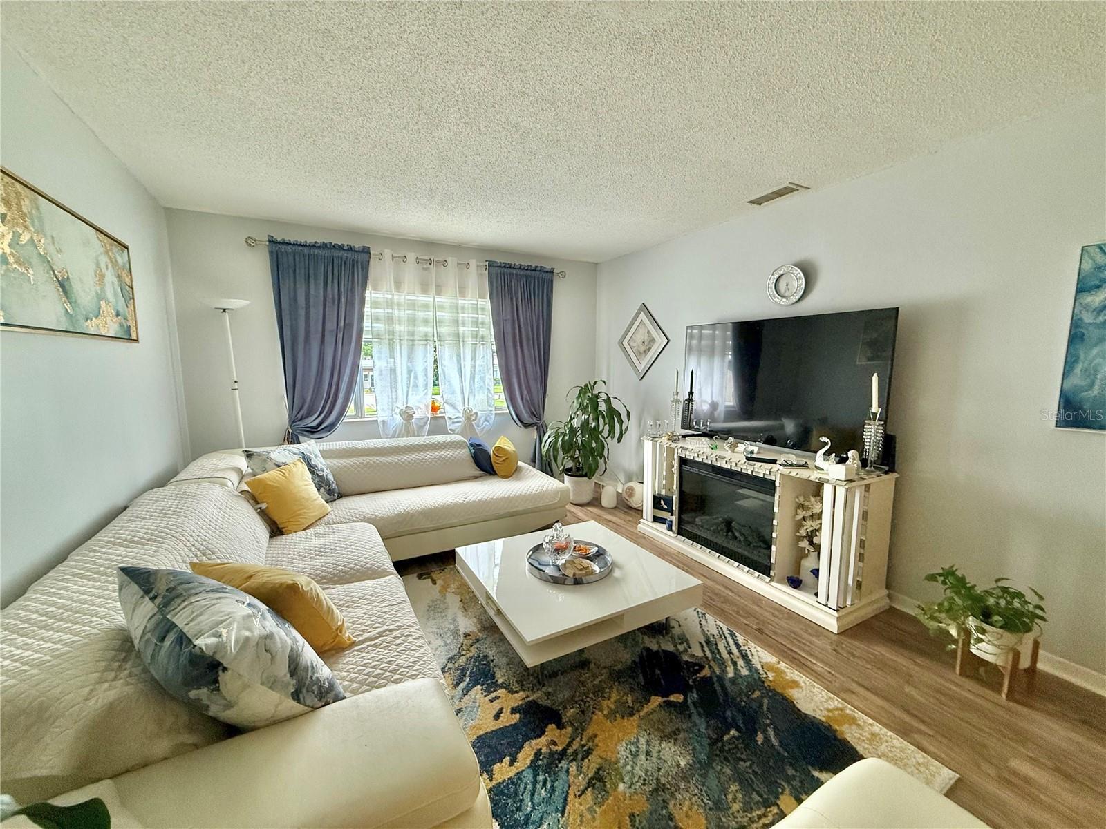 Image 3 of 13 For 5357 81st Street N 15