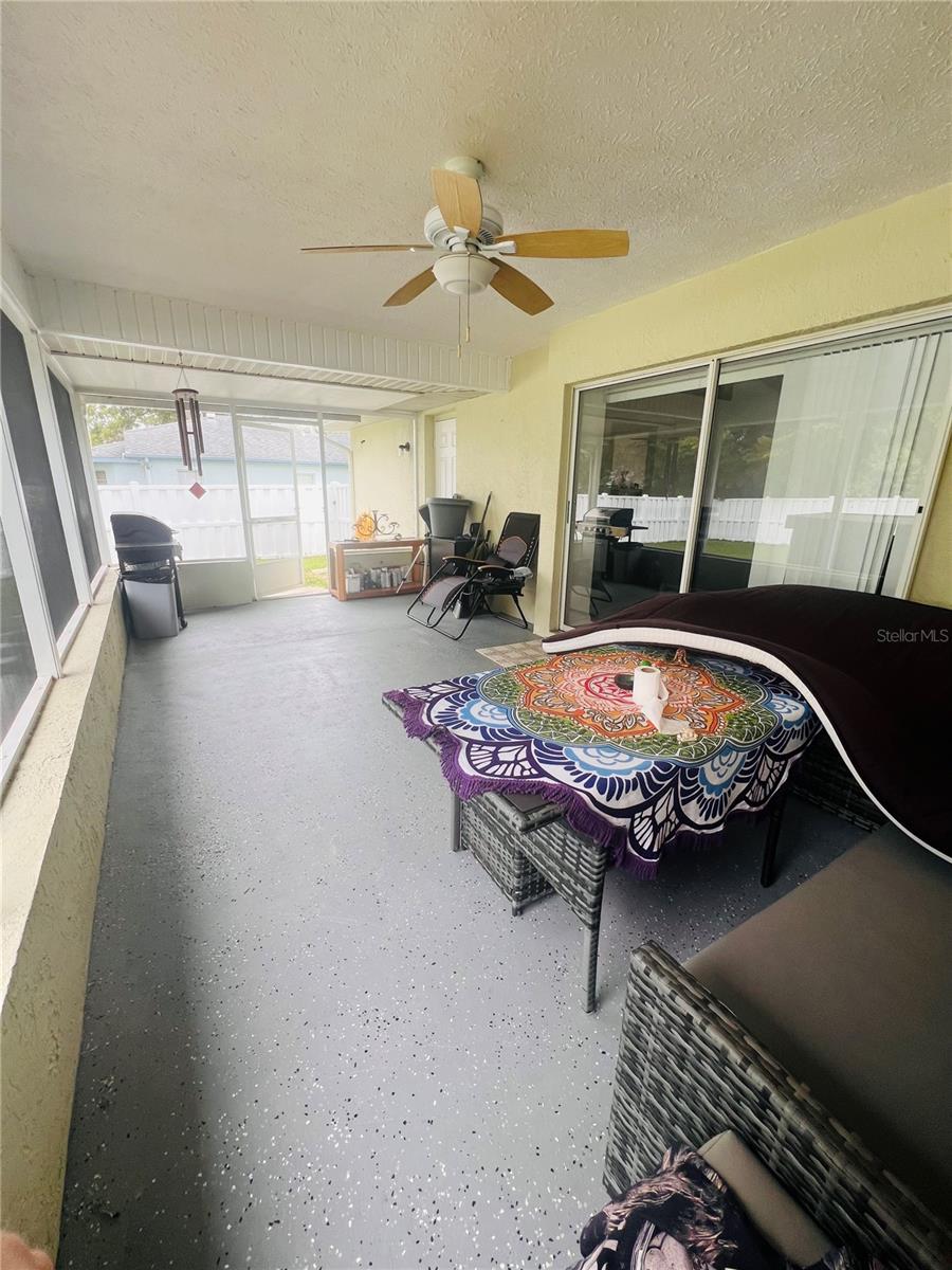 Image 6 of 26 For 10340 Ventura Drive