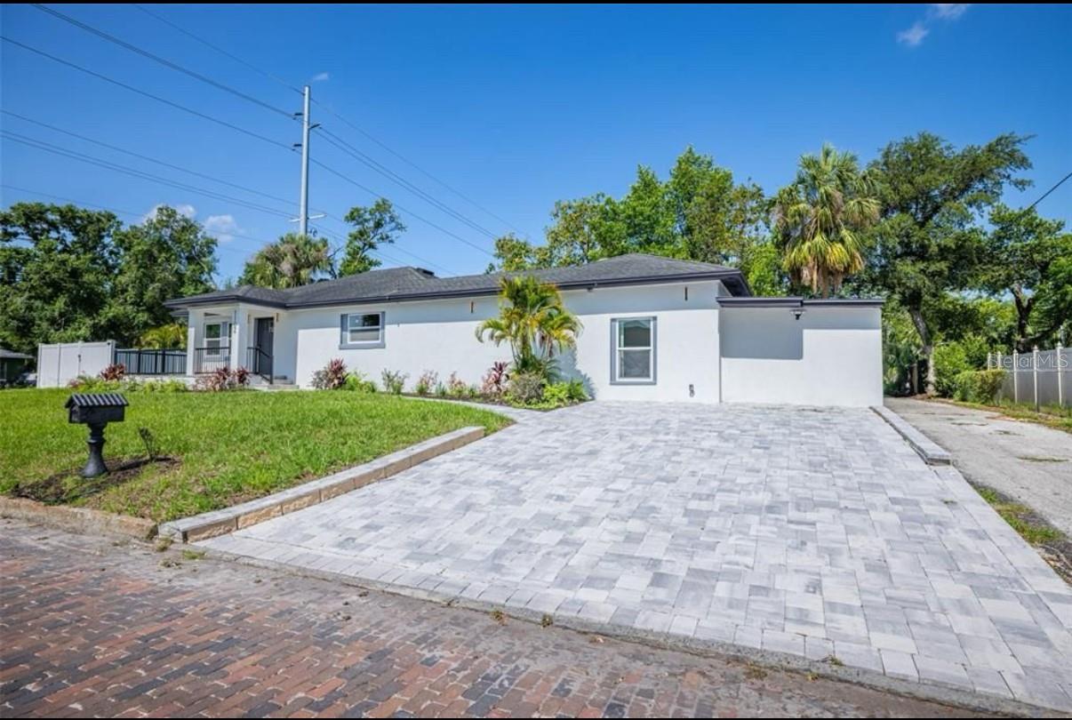 Image 2 of 21 For 1102 Albany Avenue