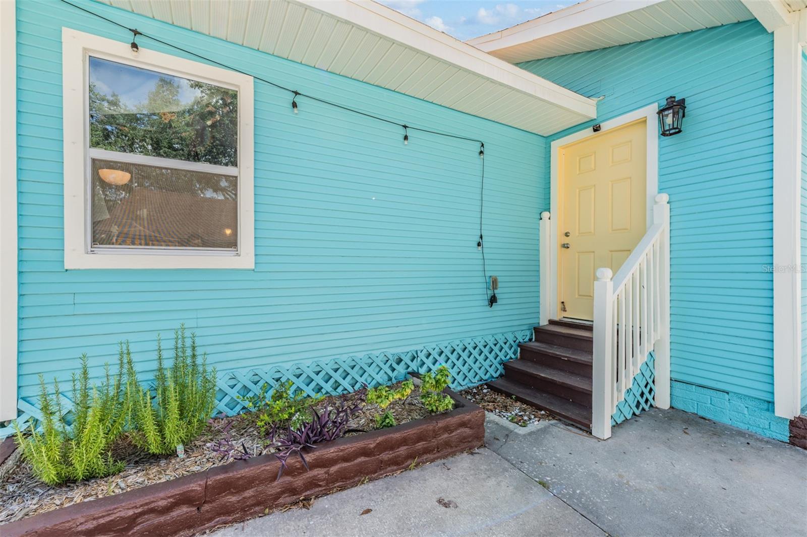 Image 20 of 31 For 714 Virginia Avenue