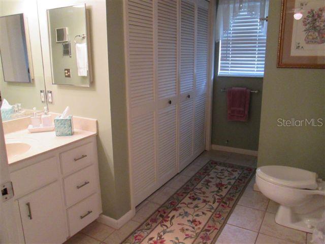 Image 15 of 19 For 802 Oakmont Avenue