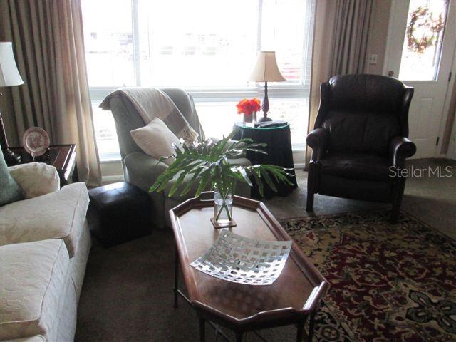 Image 4 of 19 For 802 Oakmont Avenue