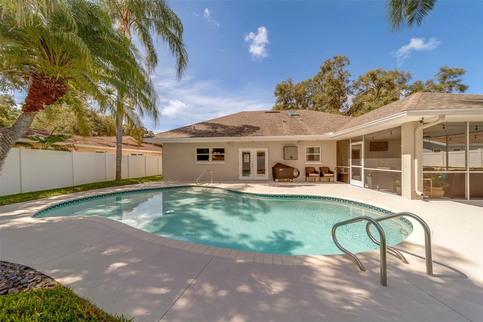 Listing photo id 36 for 13425 San Rafael Drive