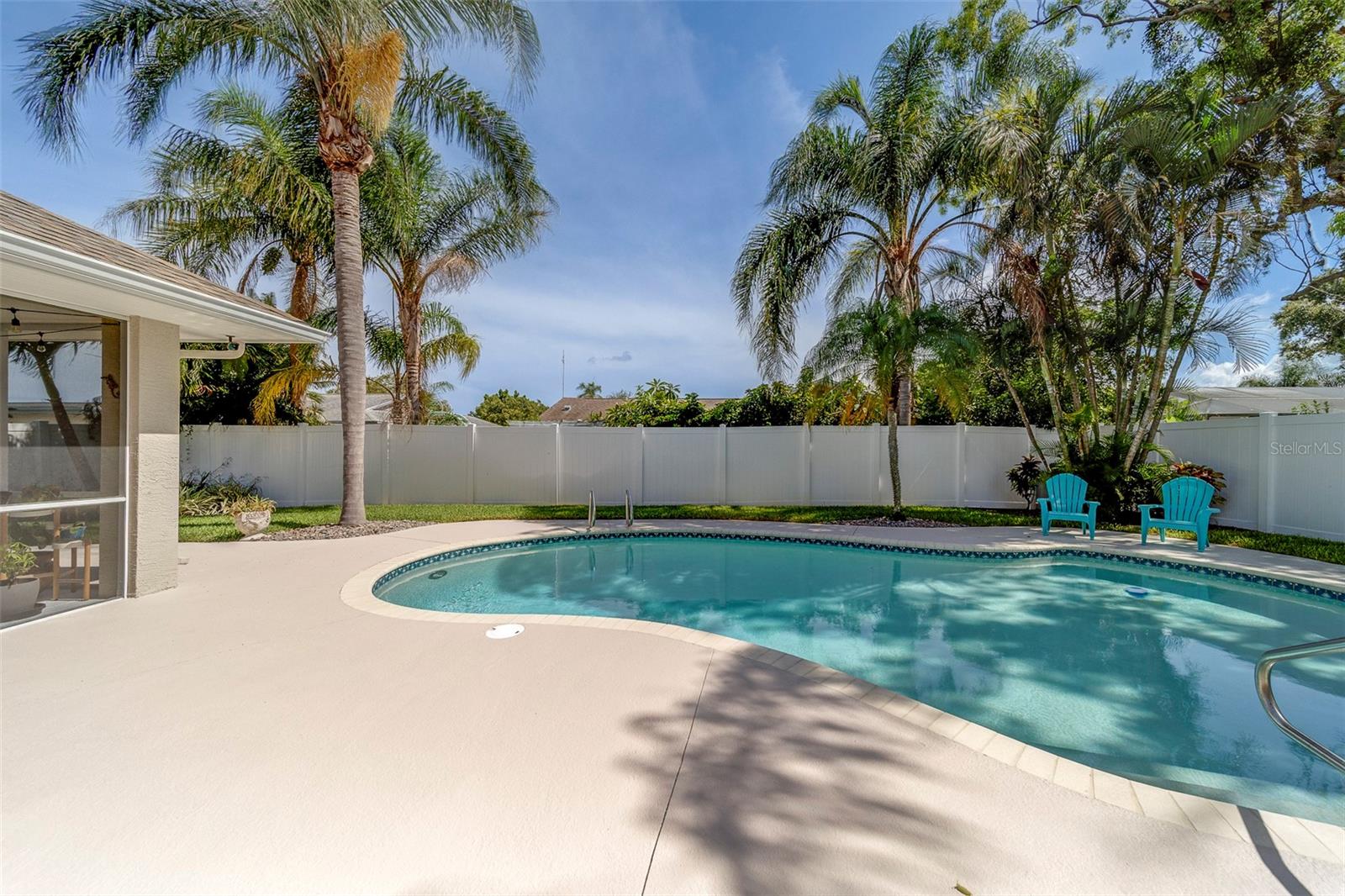 Listing photo id 37 for 13425 San Rafael Drive