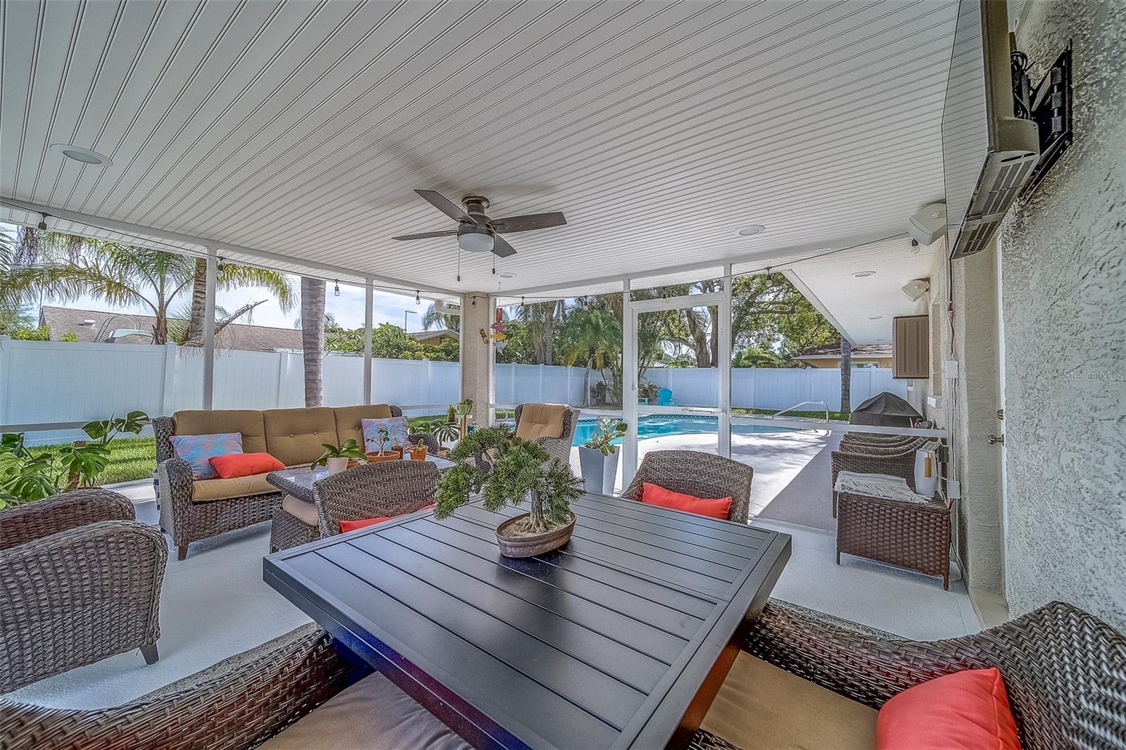 Listing photo id 45 for 13425 San Rafael Drive