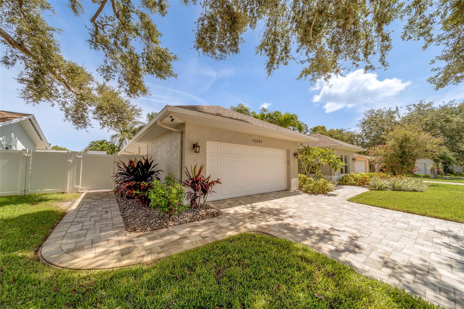Listing photo id 52 for 13425 San Rafael Drive