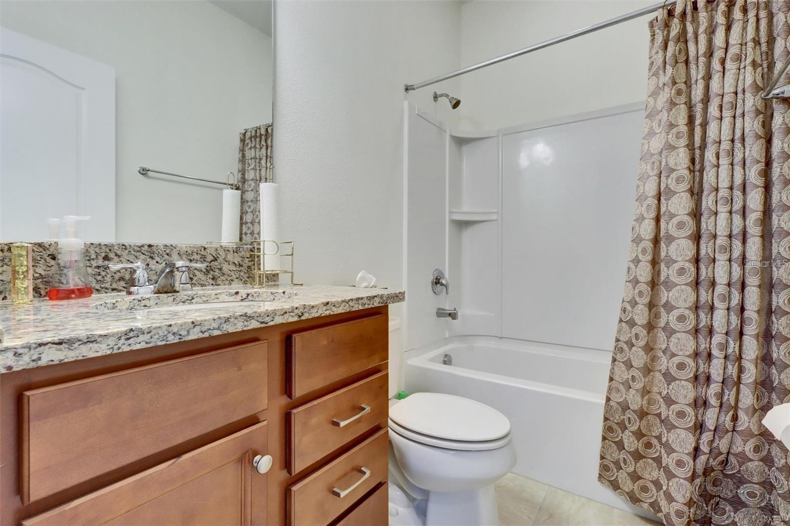 Listing photo id 16 for 16321 Treasure Point Drive
