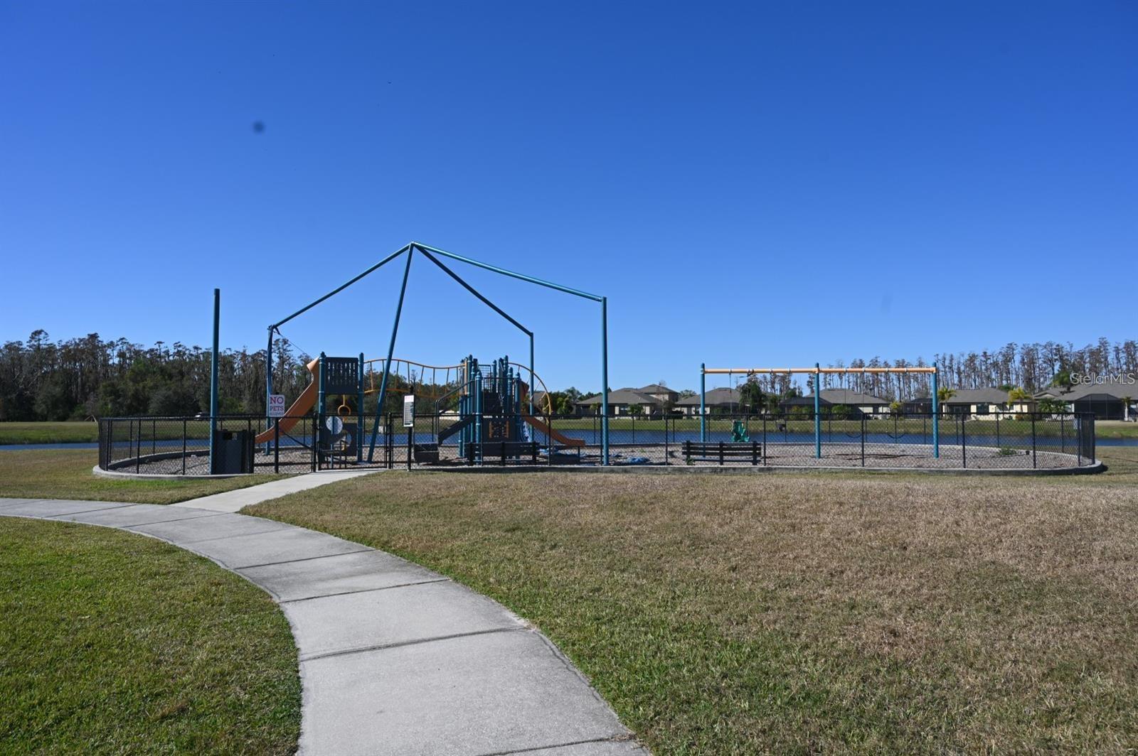 Listing photo id 23 for 16321 Treasure Point Drive