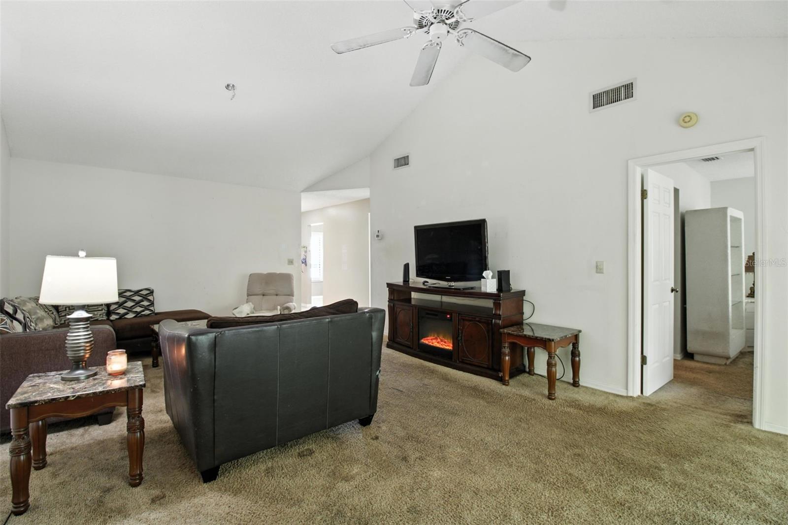 Image 8 of 27 For 1801 Lake Road 2f