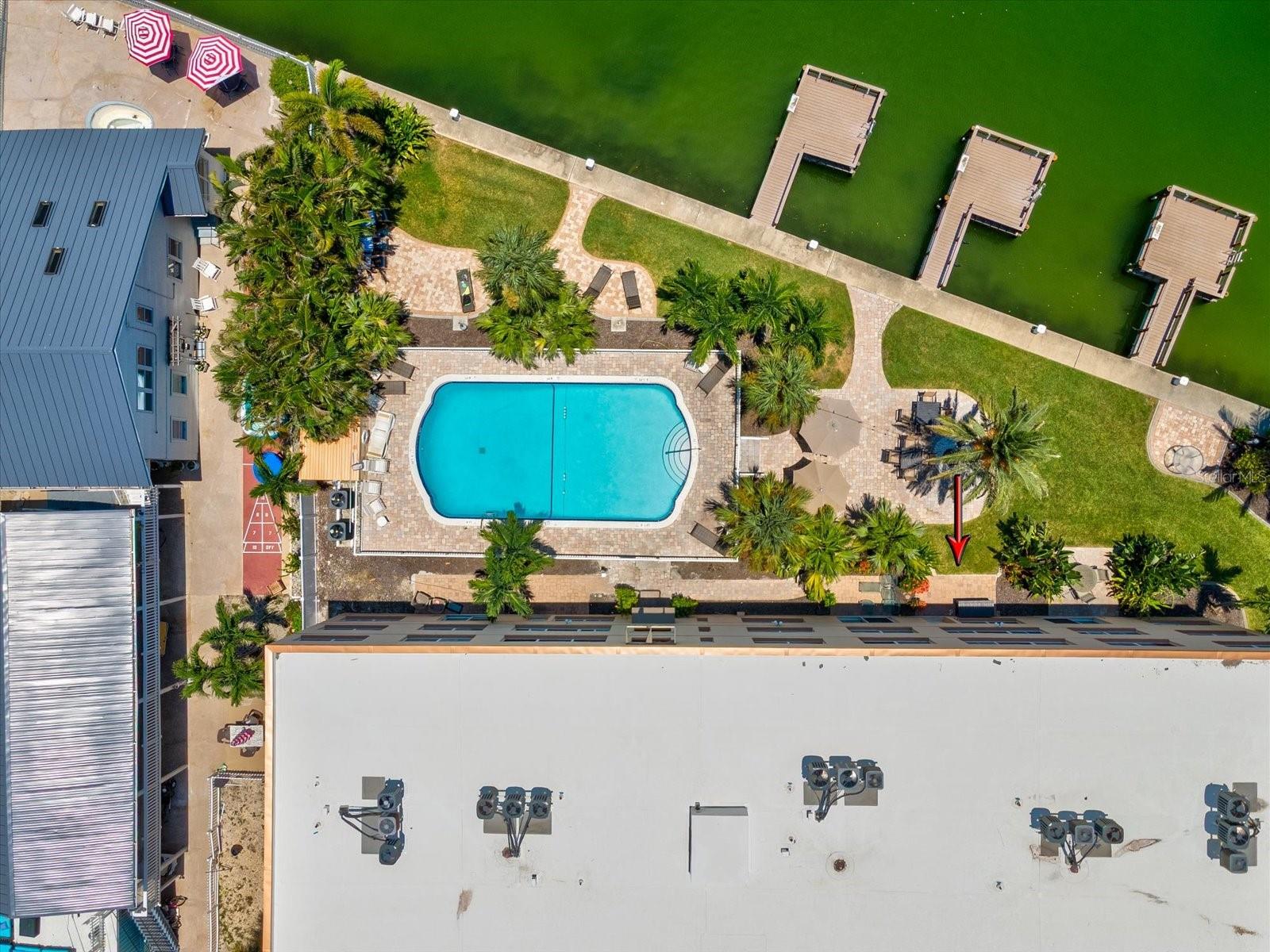 Image 31 of 35 For 10265 Gulf Boulevard A107
