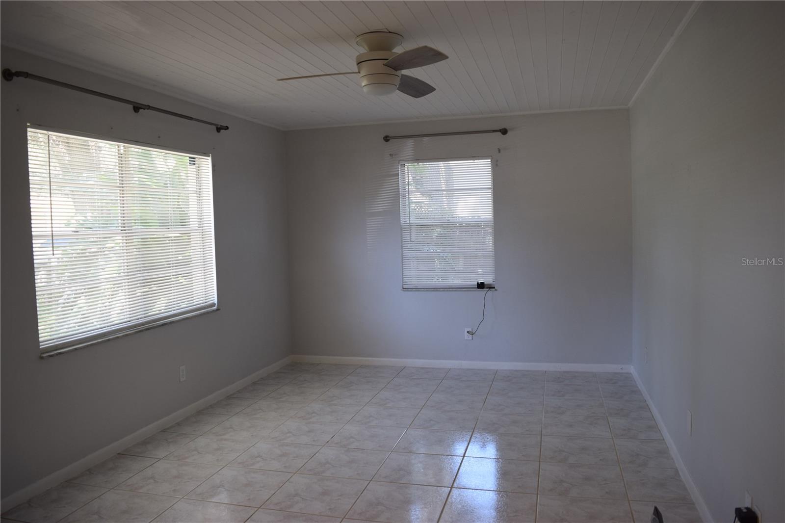Image 17 of 22 For 2453 Raymont Drive