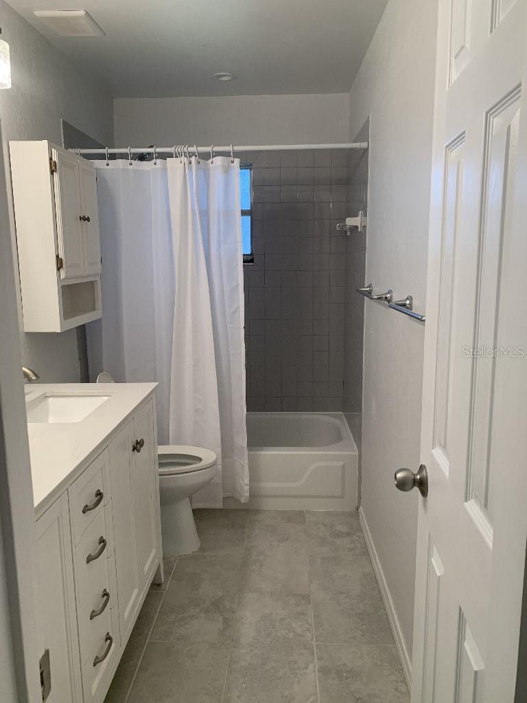 Image 7 of 22 For 2453 Raymont Drive