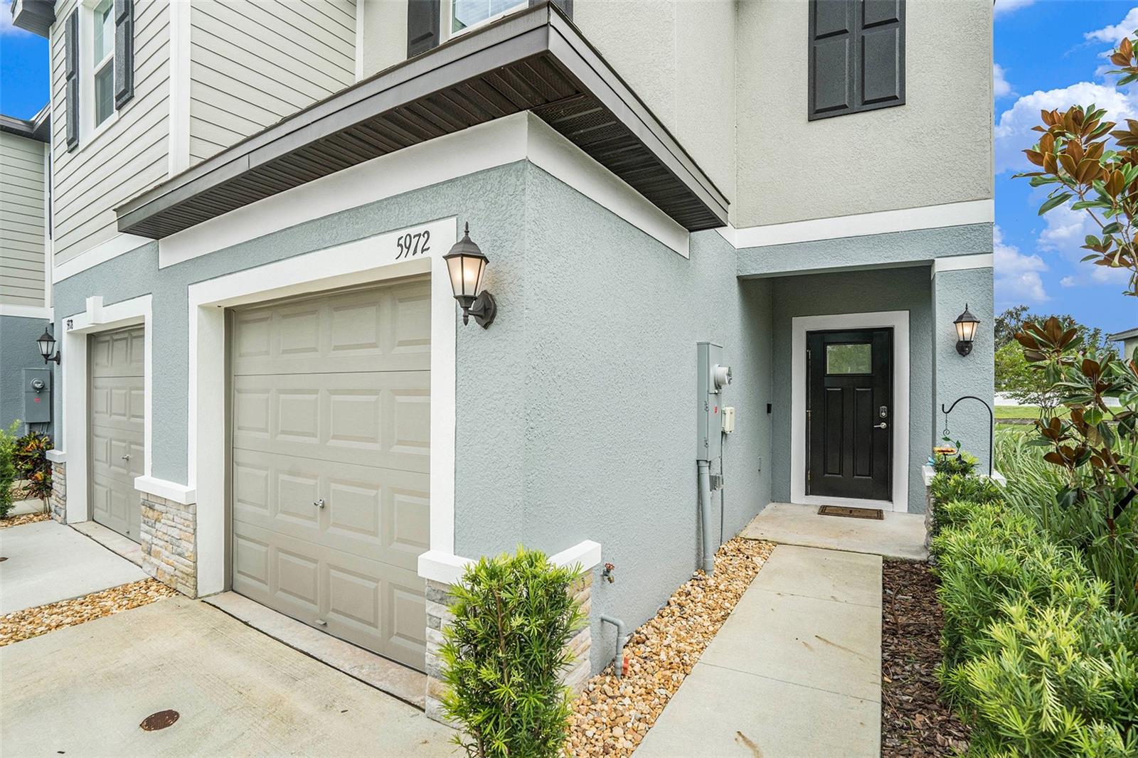 Image 3 of 33 For 5972 Shiner Street