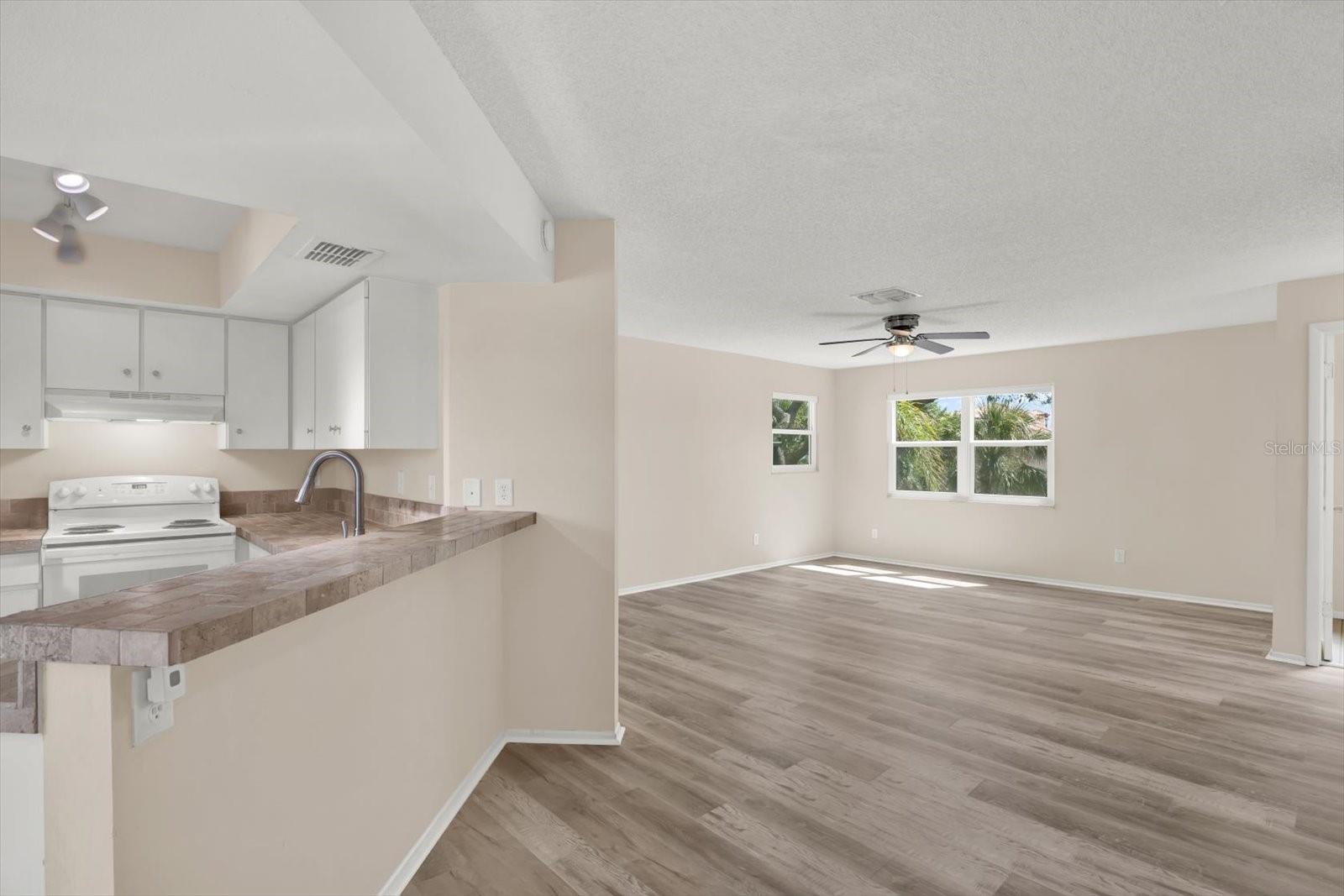 Image 46 of 61 For 812 Gulf Boulevard 1, 2, 3, 4