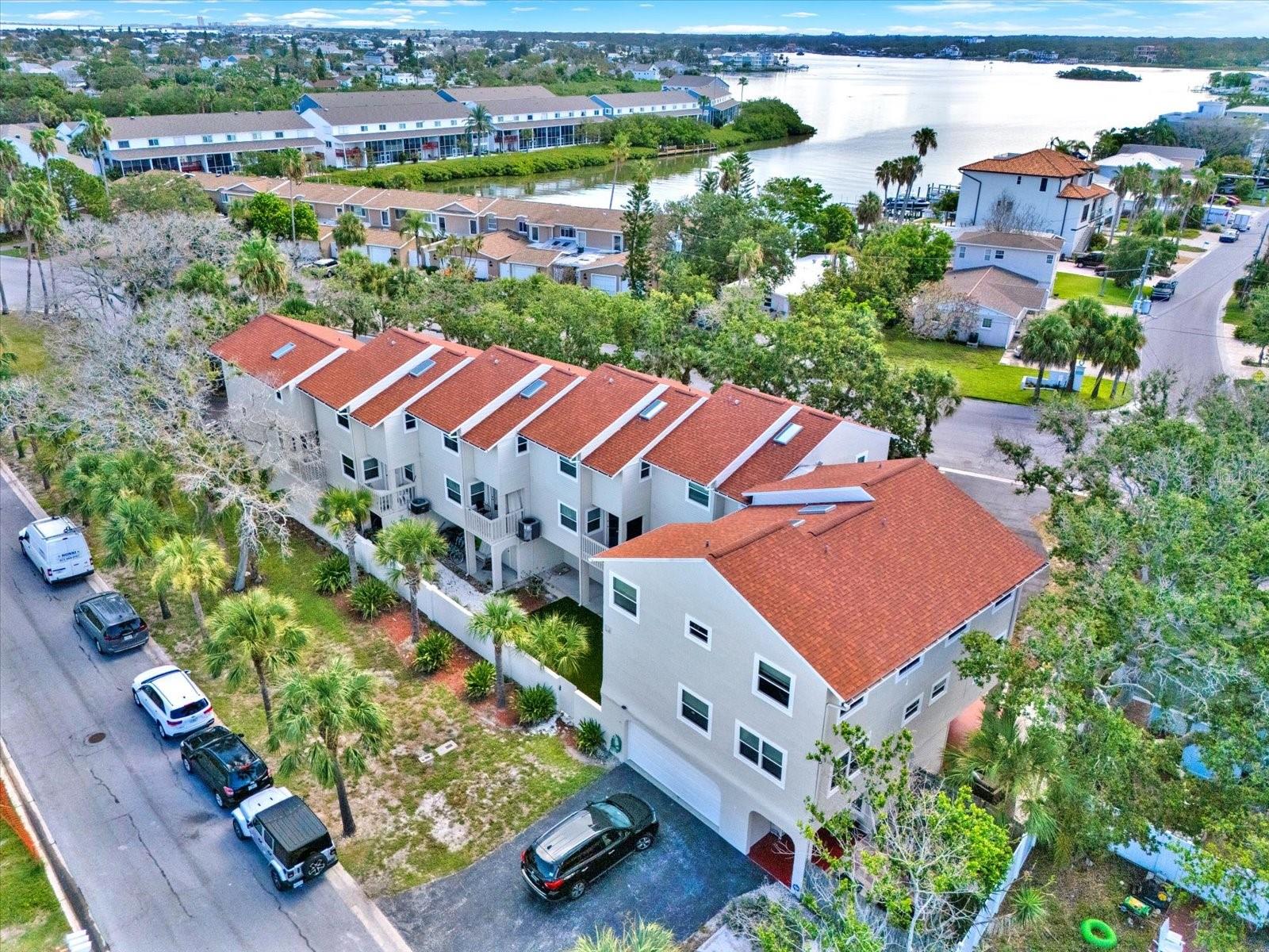 Image 5 of 43 For 812 Gulf Boulevard 1, 2, 3, 4