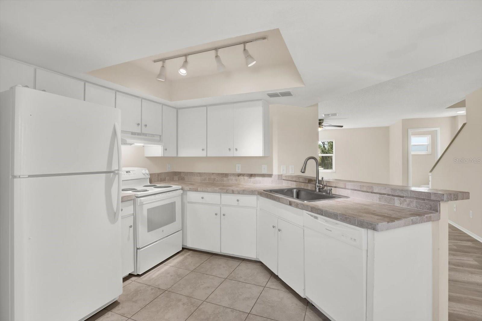 Image 50 of 61 For 812 Gulf Boulevard 1, 2, 3, 4