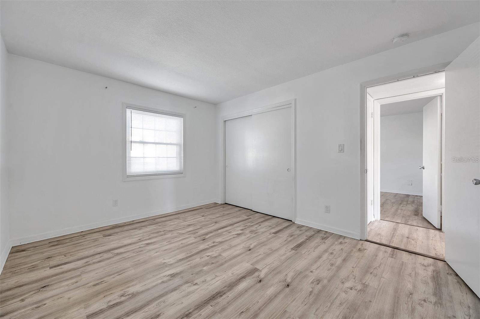 Image 11 of 25 For 108 Pompano Drive Se A