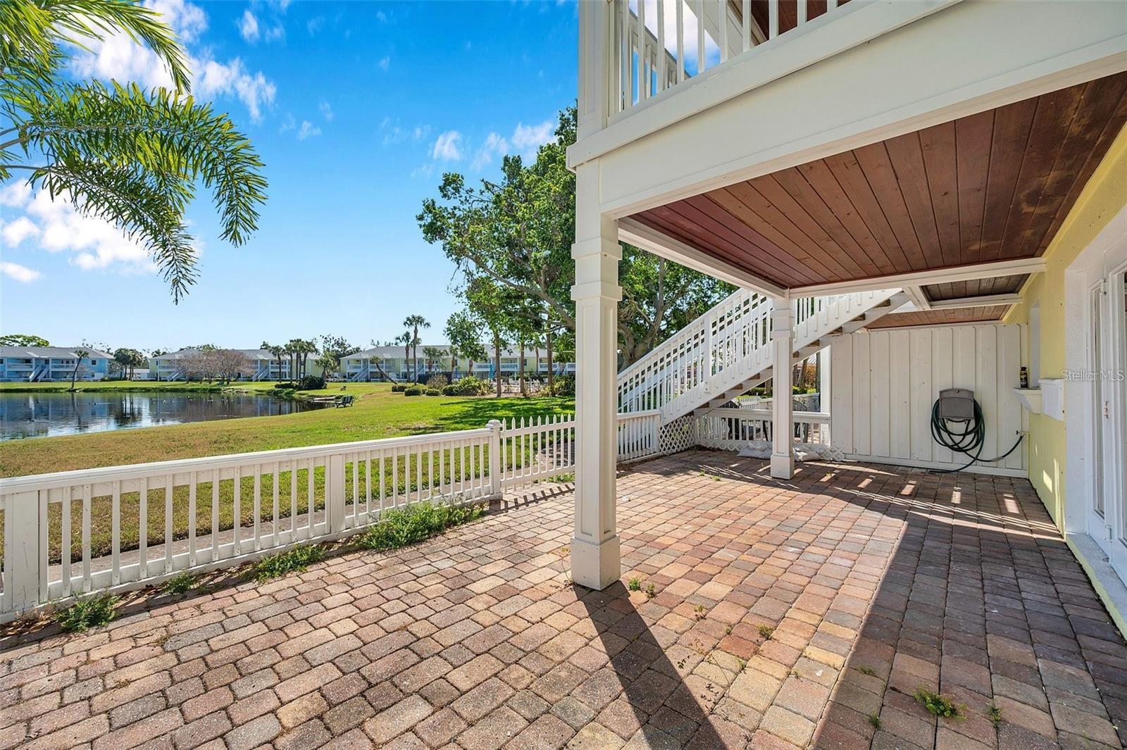 Image 18 of 25 For 108 Pompano Drive Se A