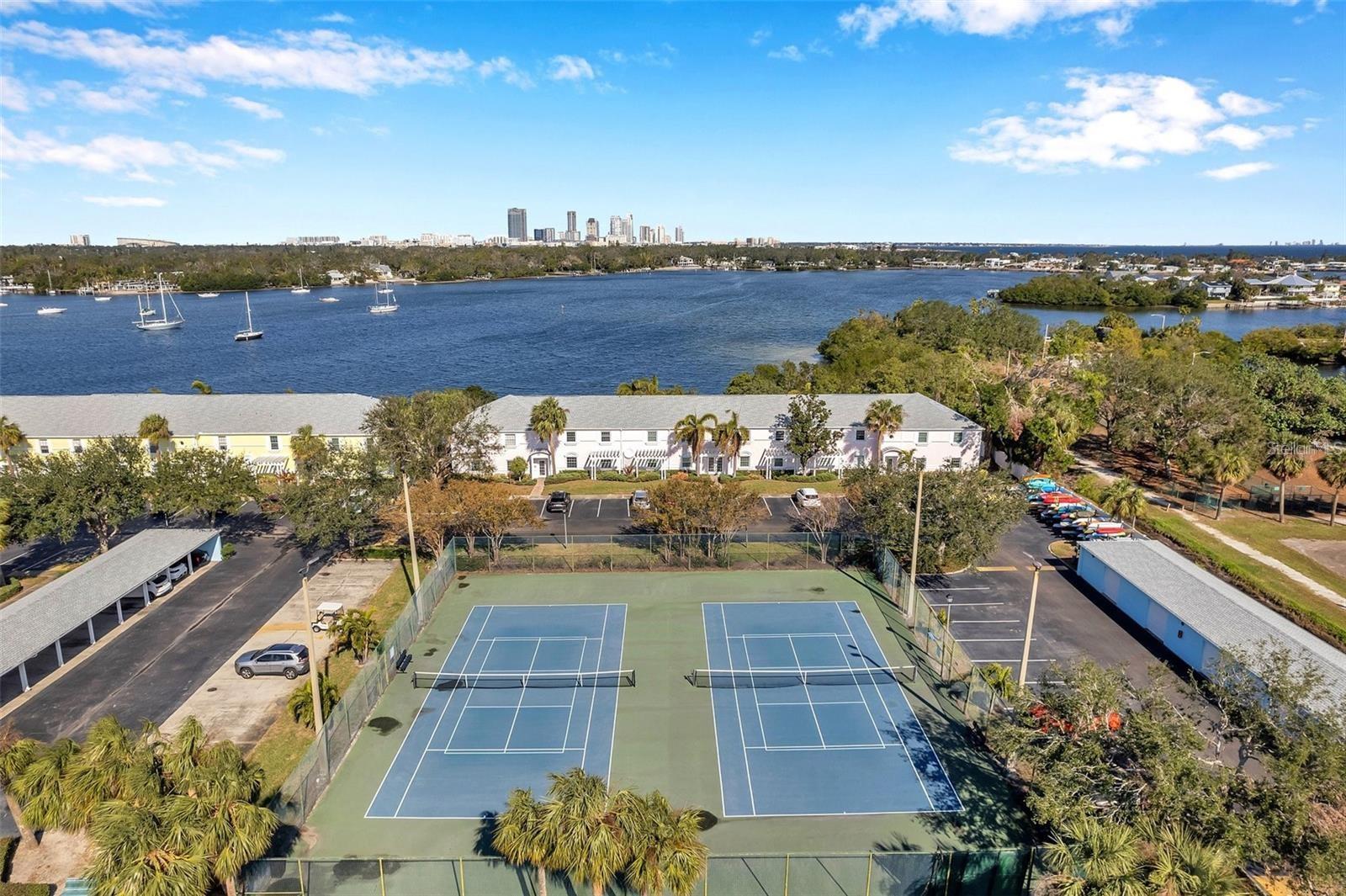 Image 24 of 25 For 108 Pompano Drive Se A